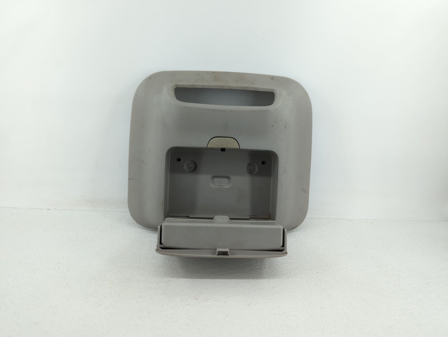 2005 Toyota Sienna Overhead Roof Console - Oemusedautoparts1.com