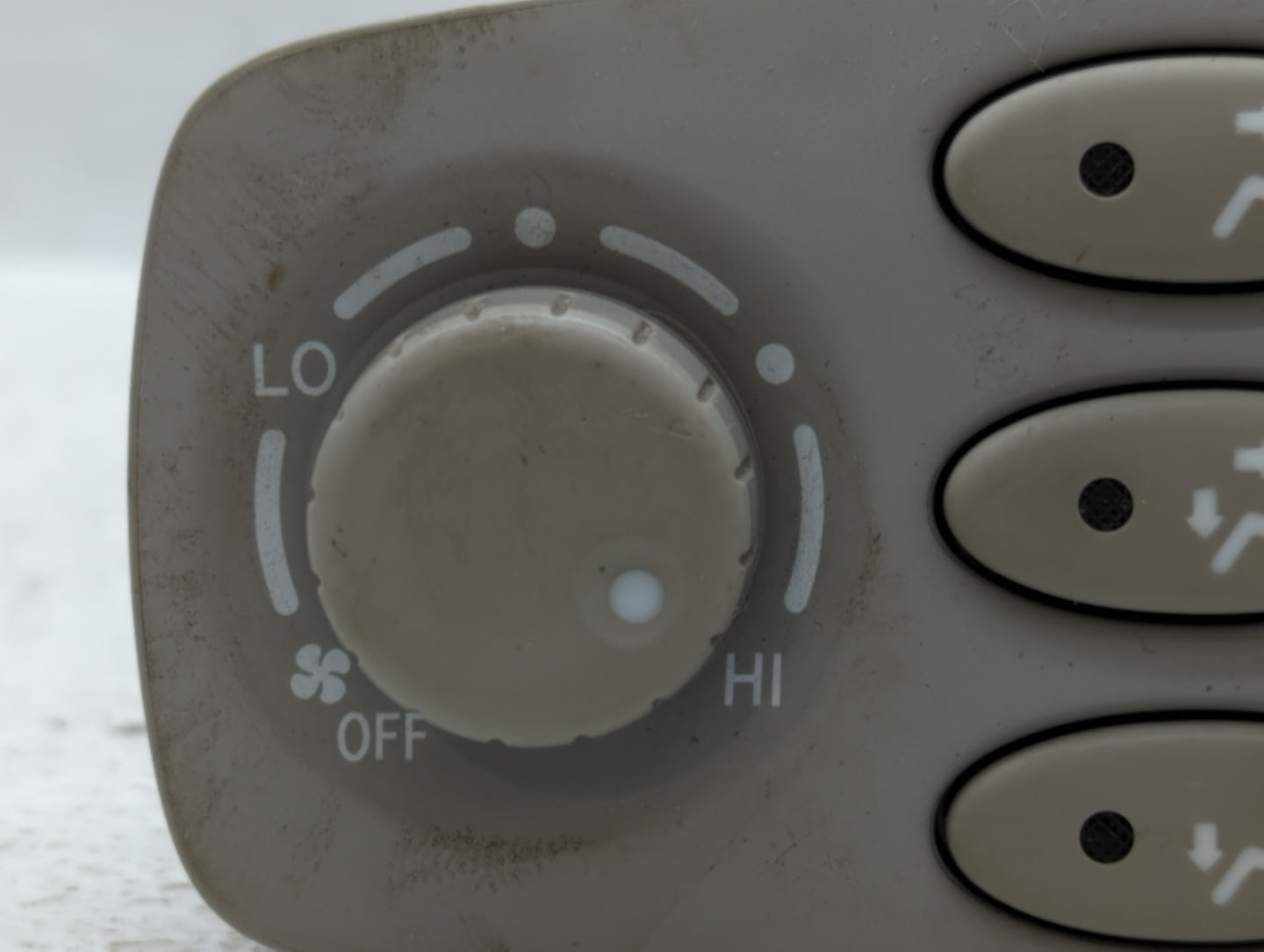 2004-2010 Toyota Sienna Climate Control Module Temperature AC/Heater Replacement P/N:758483 84010-08130 Fits OEM Used Auto P