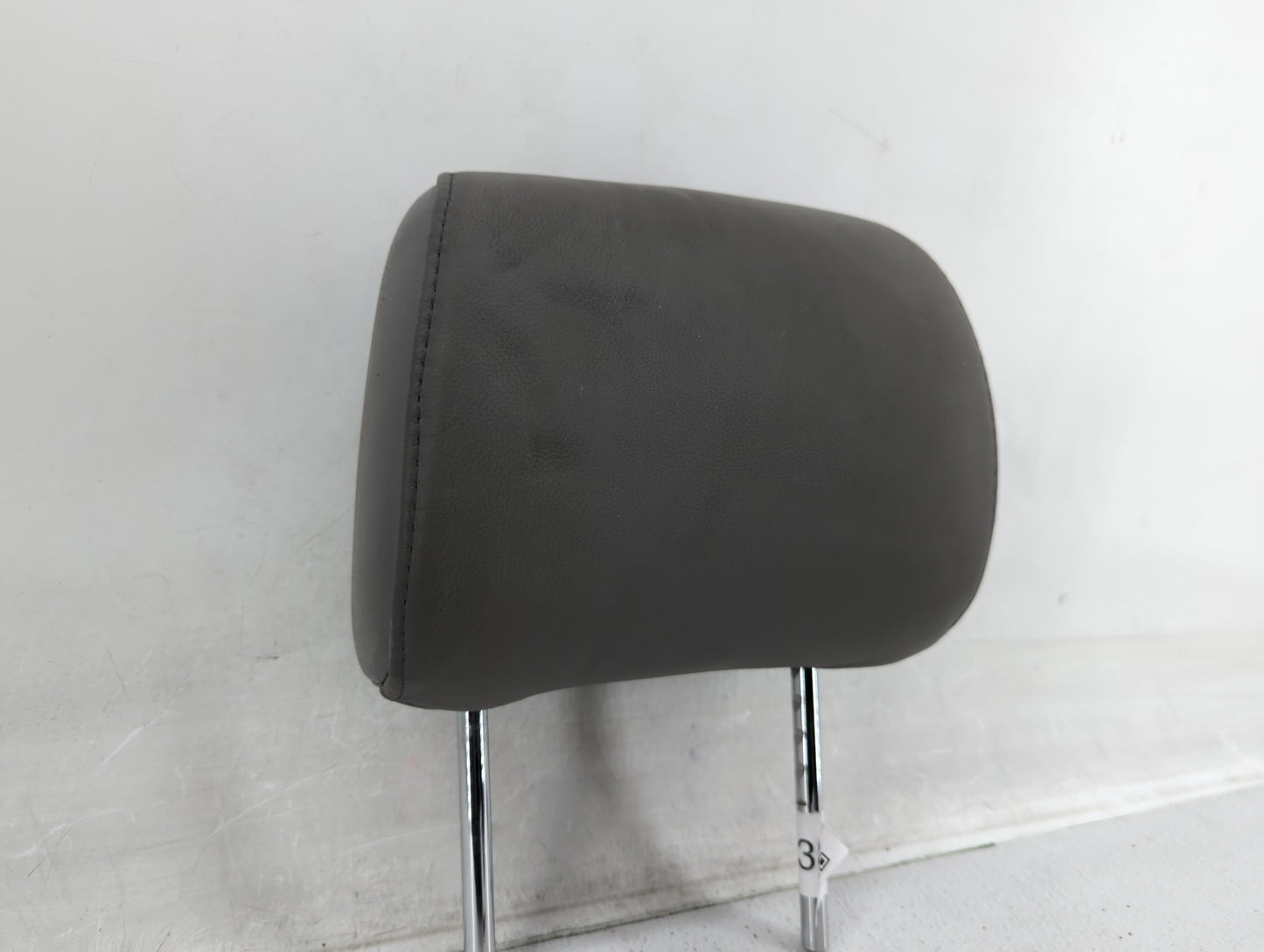 2005 Toyota Sienna Headrest Head Rest Rear Seat Fits OEM Used Auto Parts - Oemusedautoparts1.com