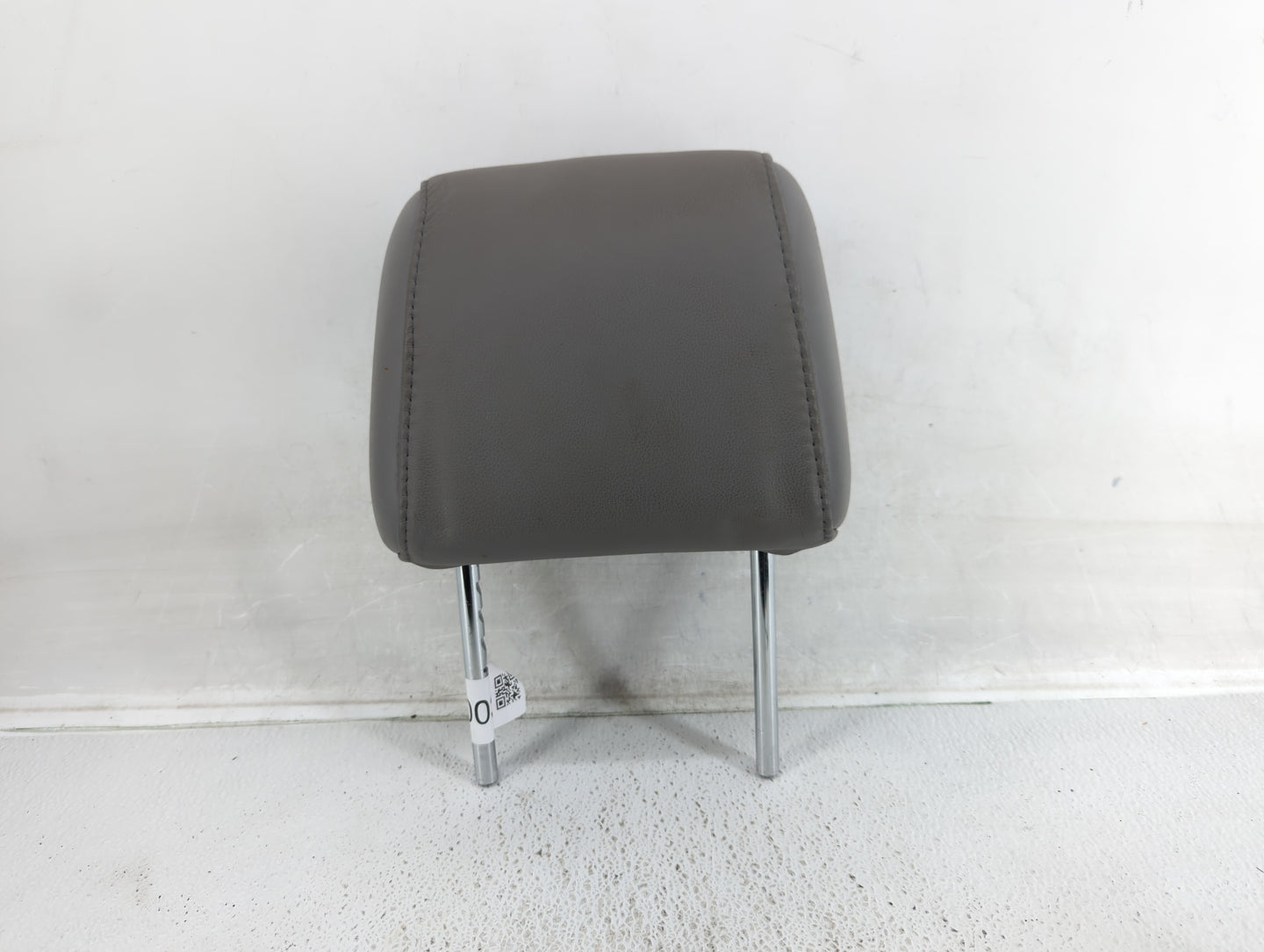 2005 Toyota Sienna Headrest Head Rest Rear Seat Fits OEM Used Auto Parts - Oemusedautoparts1.com