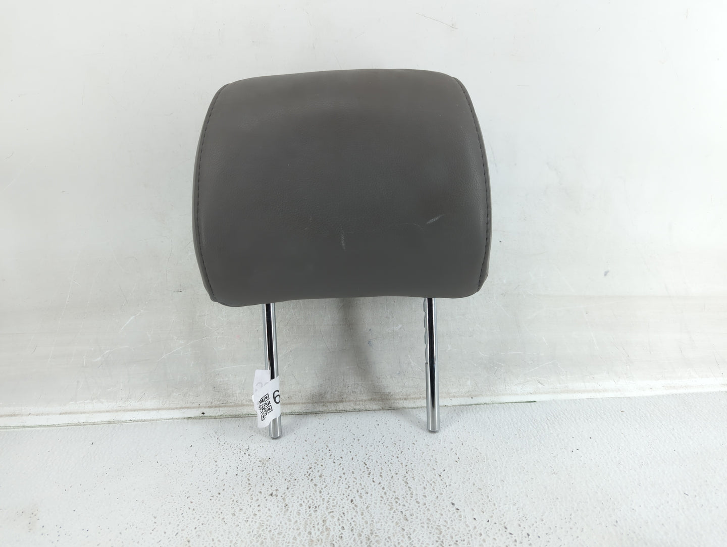 2005 Toyota Sienna Headrest Head Rest Rear Seat Fits OEM Used Auto Parts - Oemusedautoparts1.com