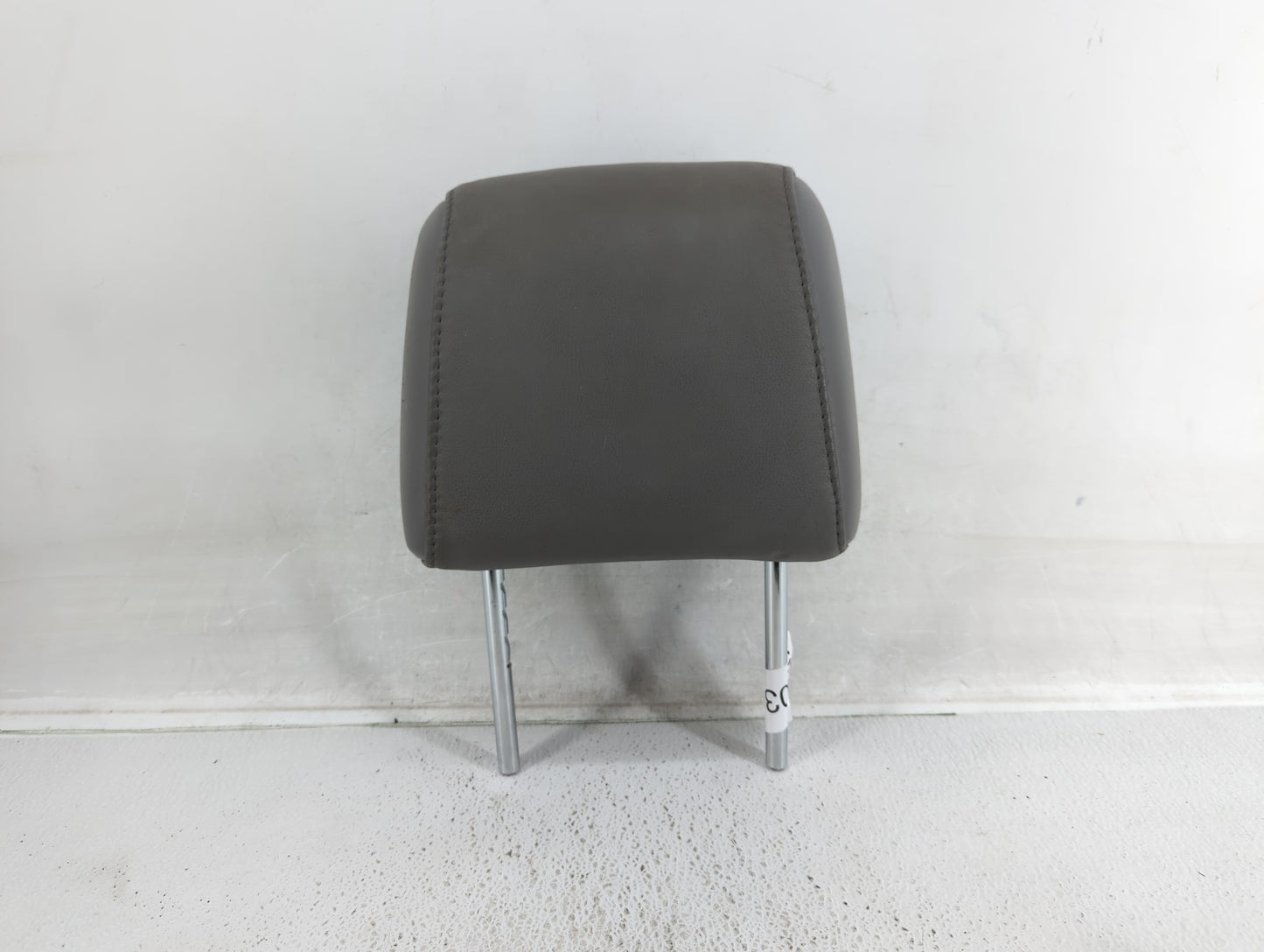 2005 Toyota Sienna Headrest Head Rest Rear Seat Fits OEM Used Auto Parts - Oemusedautoparts1.com