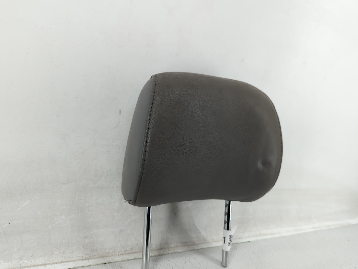 2005 Toyota Sienna Headrest Head Rest Rear Seat Fits OEM Used Auto Parts - Oemusedautoparts1.com