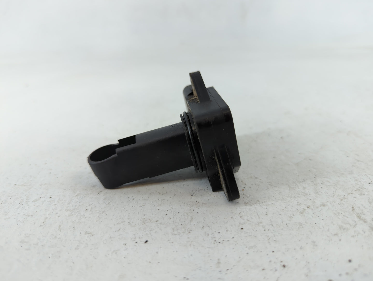 2004-2006 Toyota Sienna Mass Air Flow Meter Maf - Oemusedautoparts1.com