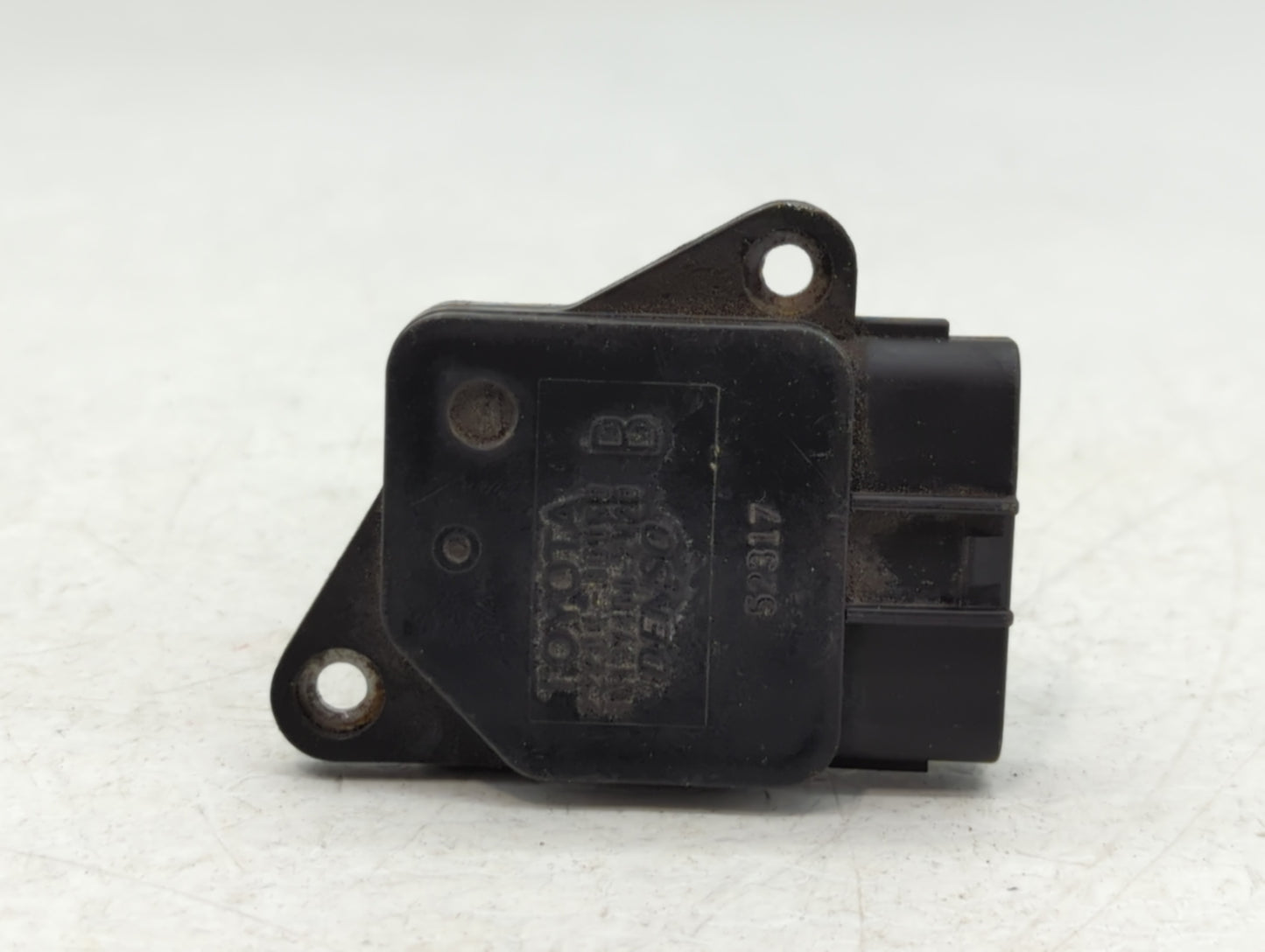 2004-2006 Toyota Sienna Mass Air Flow Meter Maf - Oemusedautoparts1.com
