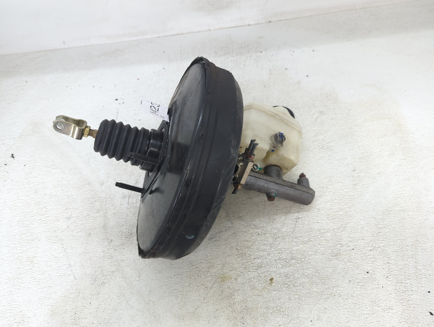 2004-2008 Toyota Solara Power Brake Booster Oem 1423013 - Oemusedautoparts1.com