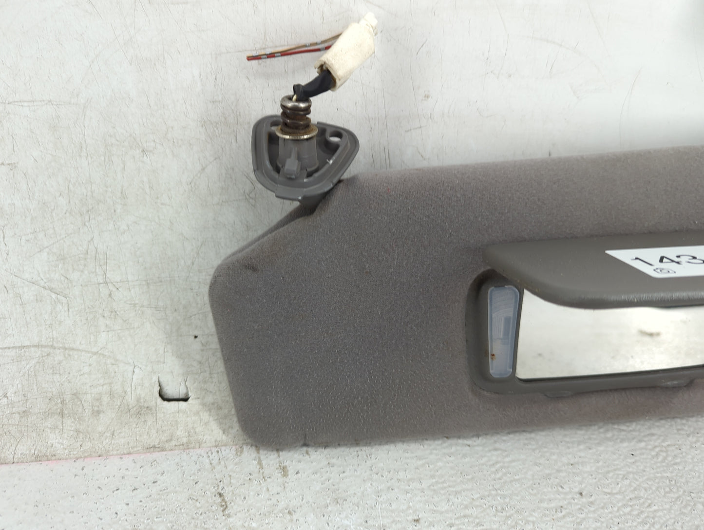 2004-2005 Toyota Solara Sun Visor Shade Replacement Driver Left Mirror Fits Fits 2004 2005 OEM Used Auto Parts - Oemusedauto