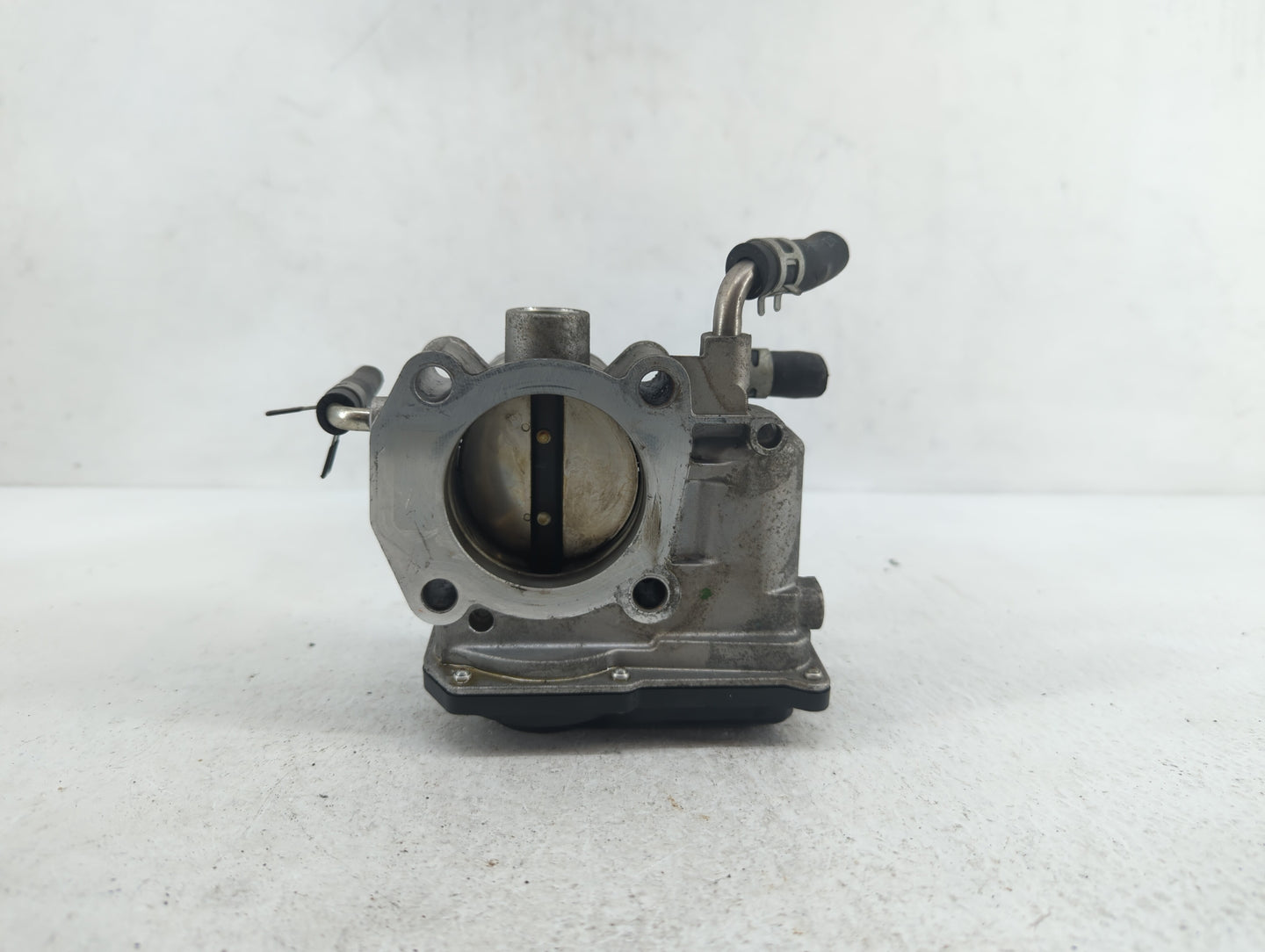 2004-2006 Toyota Solara Throttle Body P/N:22030-0H021 Fits Fits 2004 2005 2006 2007 OEM Used Auto Parts - Oemusedautoparts1.