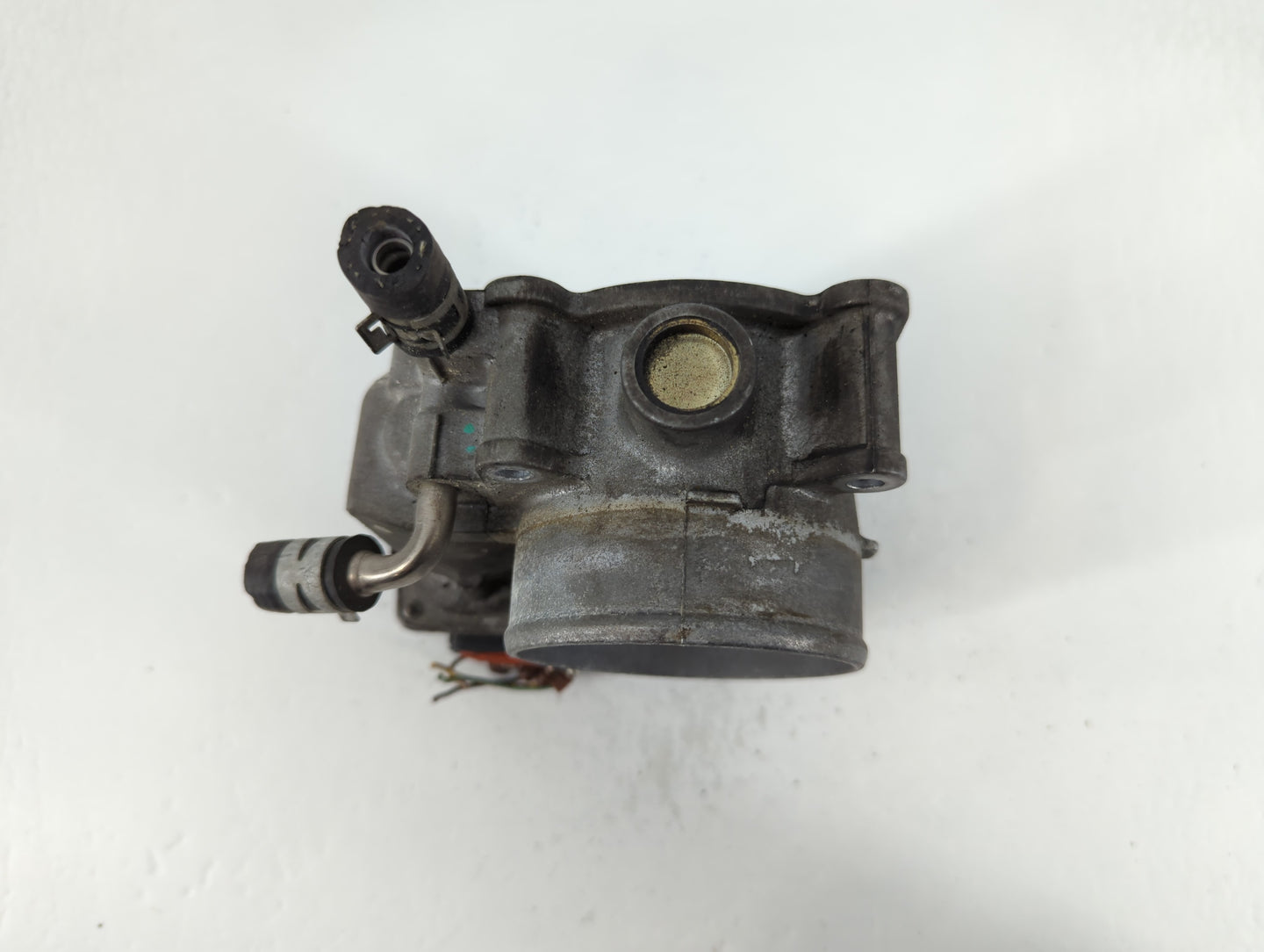 2004-2008 Toyota Solara Throttle Body P/N:22030-0A020 Fits Fits 2003 2004 2005 2006 2007 2008 2009 2010 OEM Used Auto Parts 