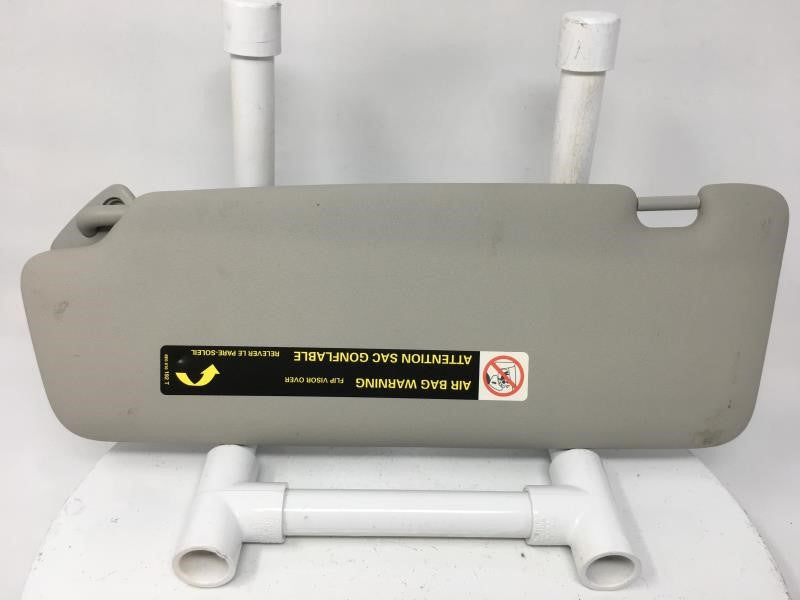 2005 Toyota Tacoma Sun Visor Shade Replacement Passenger Right Mirror Fits OEM Used Auto Parts - Oemusedautoparts1.com
