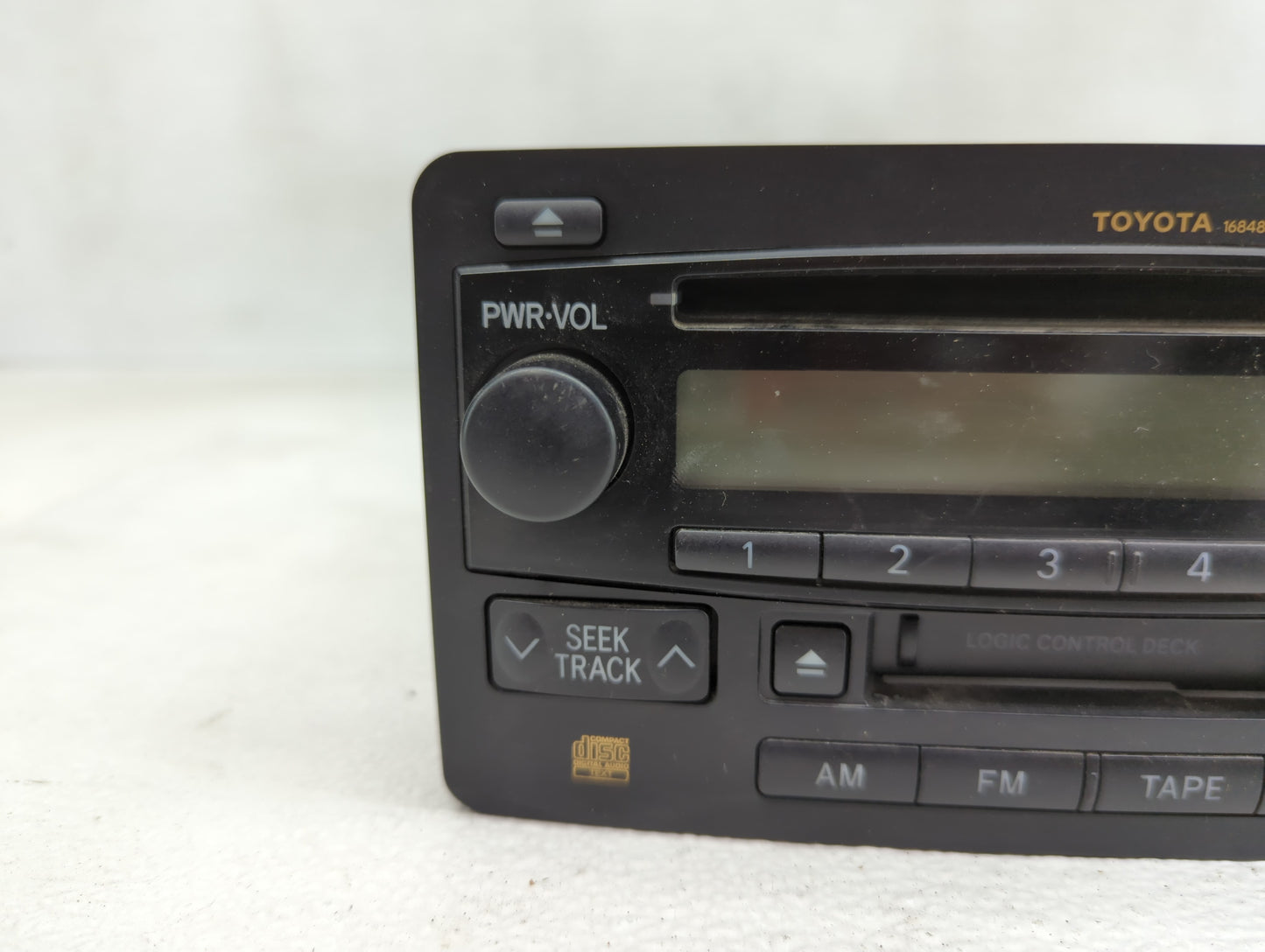 2005 Toyota Tundra Radio AM FM Cd Player Receiver Replacement P/N:122000-5940A101 86120-0C130 Fits OEM Used Auto Parts - Oem
