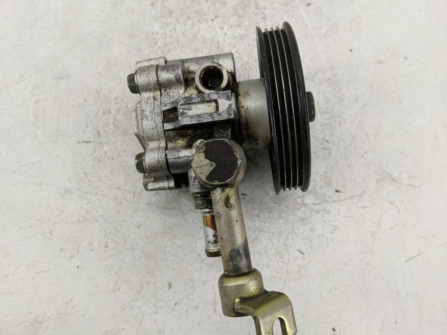Toyota Tundra Power Steering Column Pump Oem - Oemusedautoparts1.com