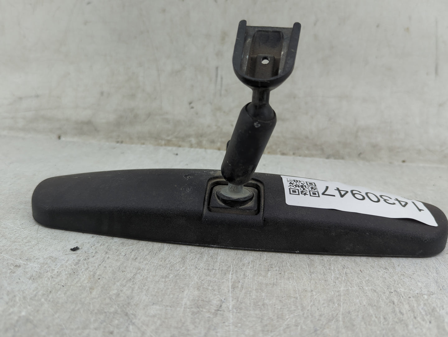 2005 Toyota Tundra Interior Rear View Mirror Replacement OEM Fits OEM Used Auto Parts - Oemusedautoparts1.com