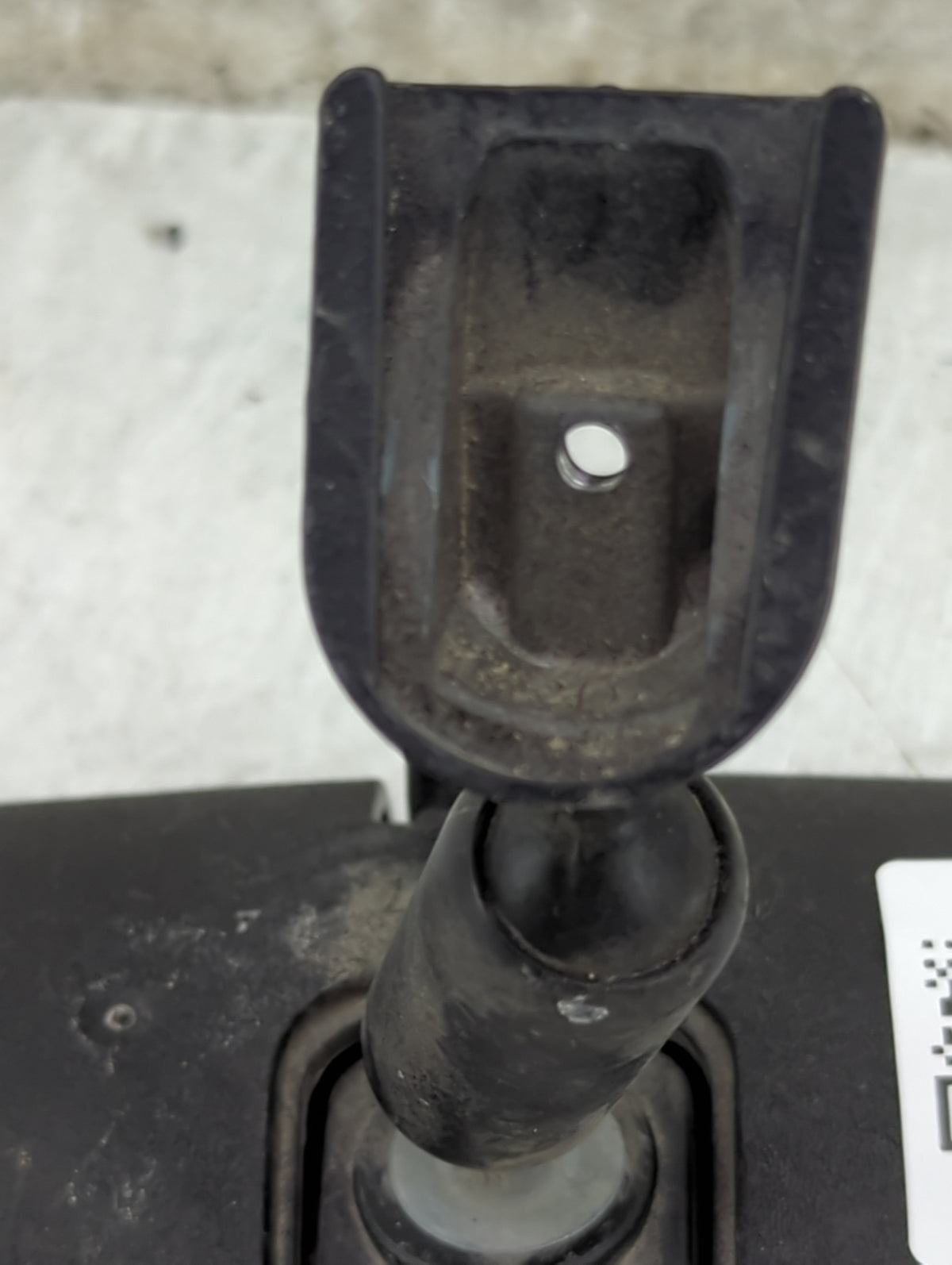 2005 Toyota Tundra Interior Rear View Mirror Replacement OEM Fits OEM Used Auto Parts - Oemusedautoparts1.com