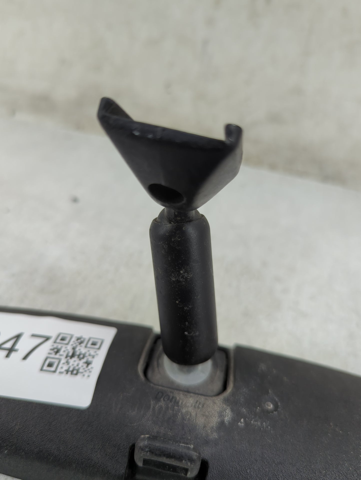 2005 Toyota Tundra Interior Rear View Mirror Replacement OEM Fits OEM Used Auto Parts - Oemusedautoparts1.com