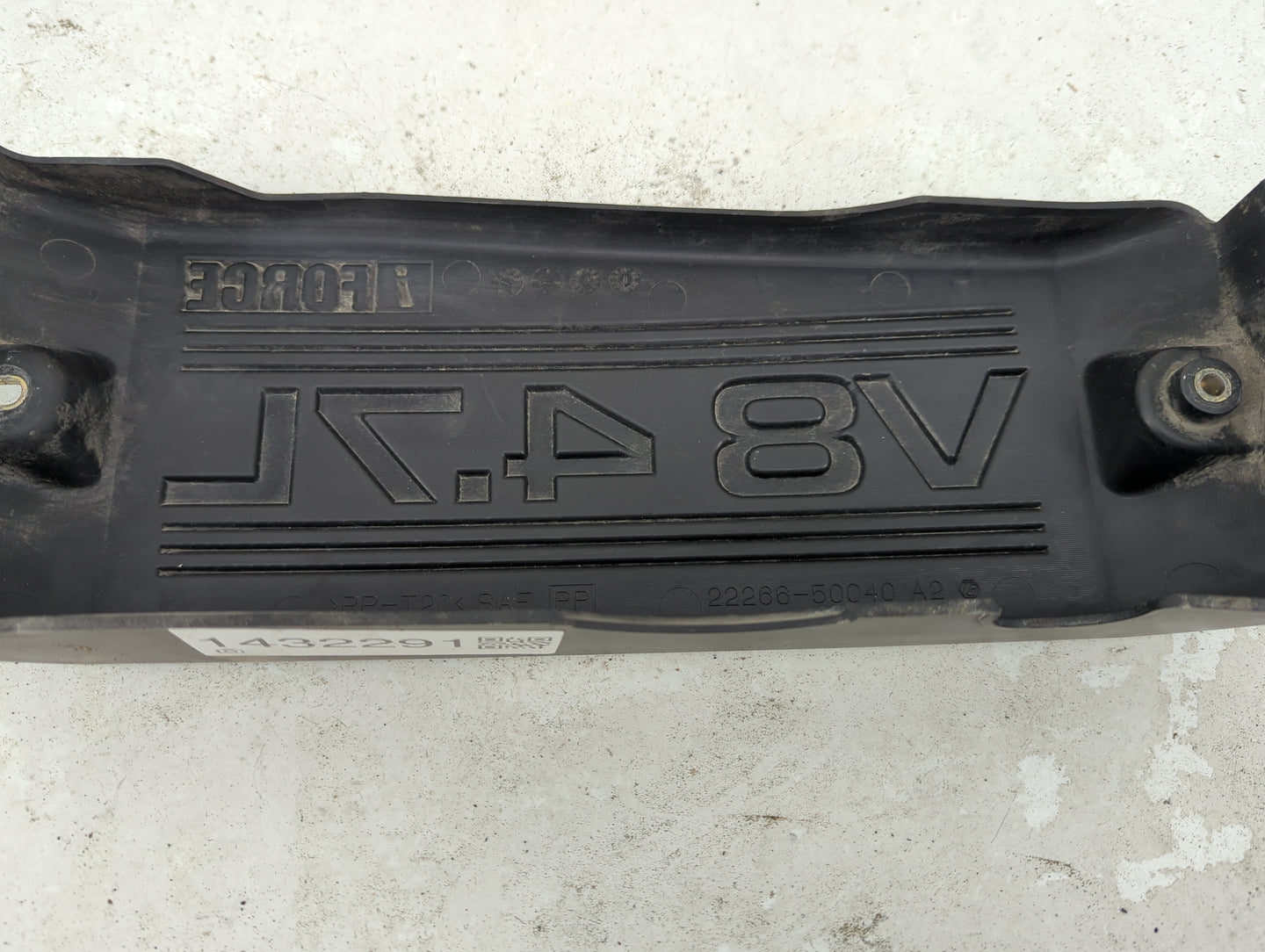 2005 Toyota Tundra Engine Cover 1432291 - Oemusedautoparts1.com