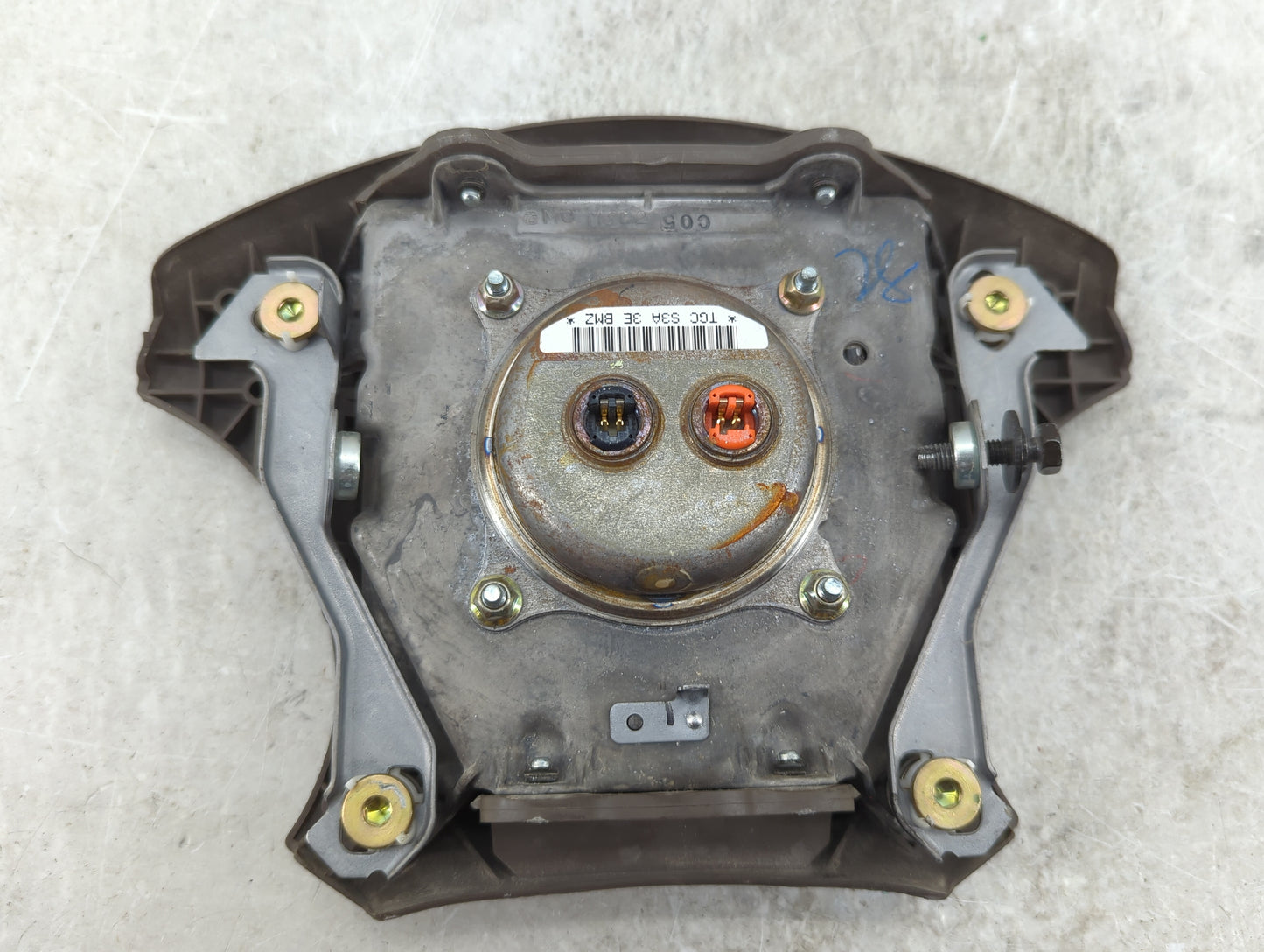 2005 Toyota Tundra Air Bag Driver Left Steering Wheel Mounted P/N:TGC S3A 3E BMZ Fits OEM Used Auto Parts - Oemusedautoparts