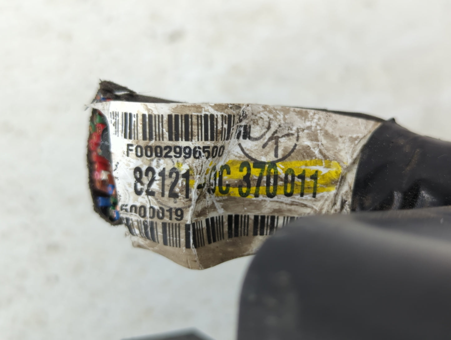 2005-2006 Toyota Tundra Fusebox Fuse Box Panel Relay Module P/N:82121-0C370 Fits Fits 2005 2006 OEM Used Auto Parts - Oemuse