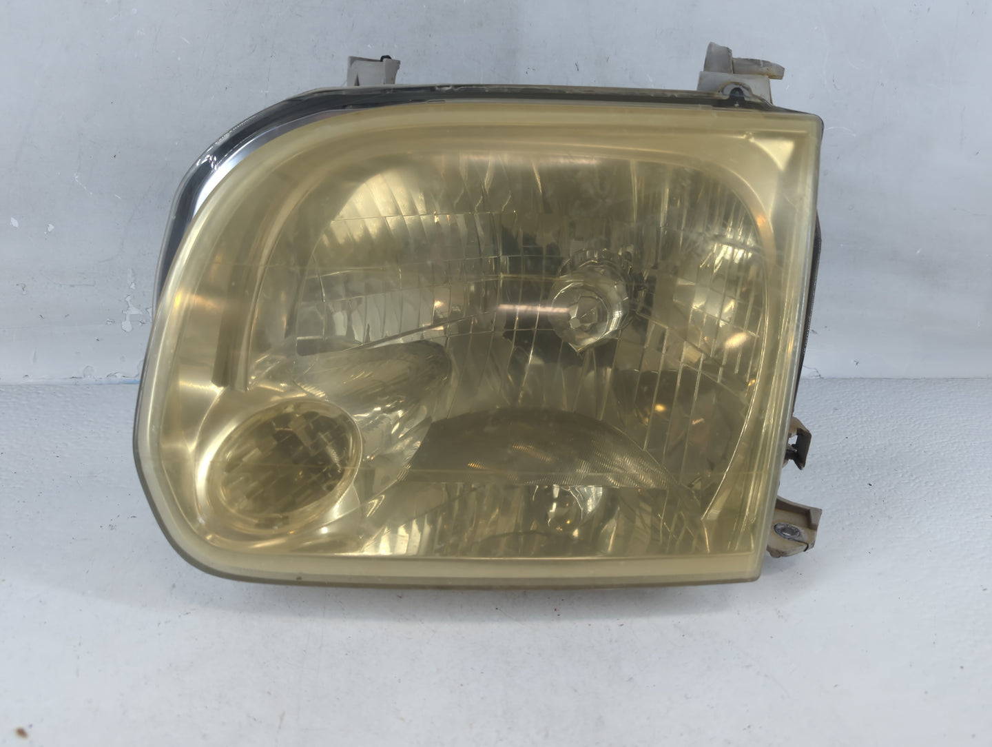 2005-2006 Toyota Tundra Tail Light Assembly Passenger Right OEM Fits Fits 2005 2006 OEM Used Auto Parts - Oemusedautoparts1.