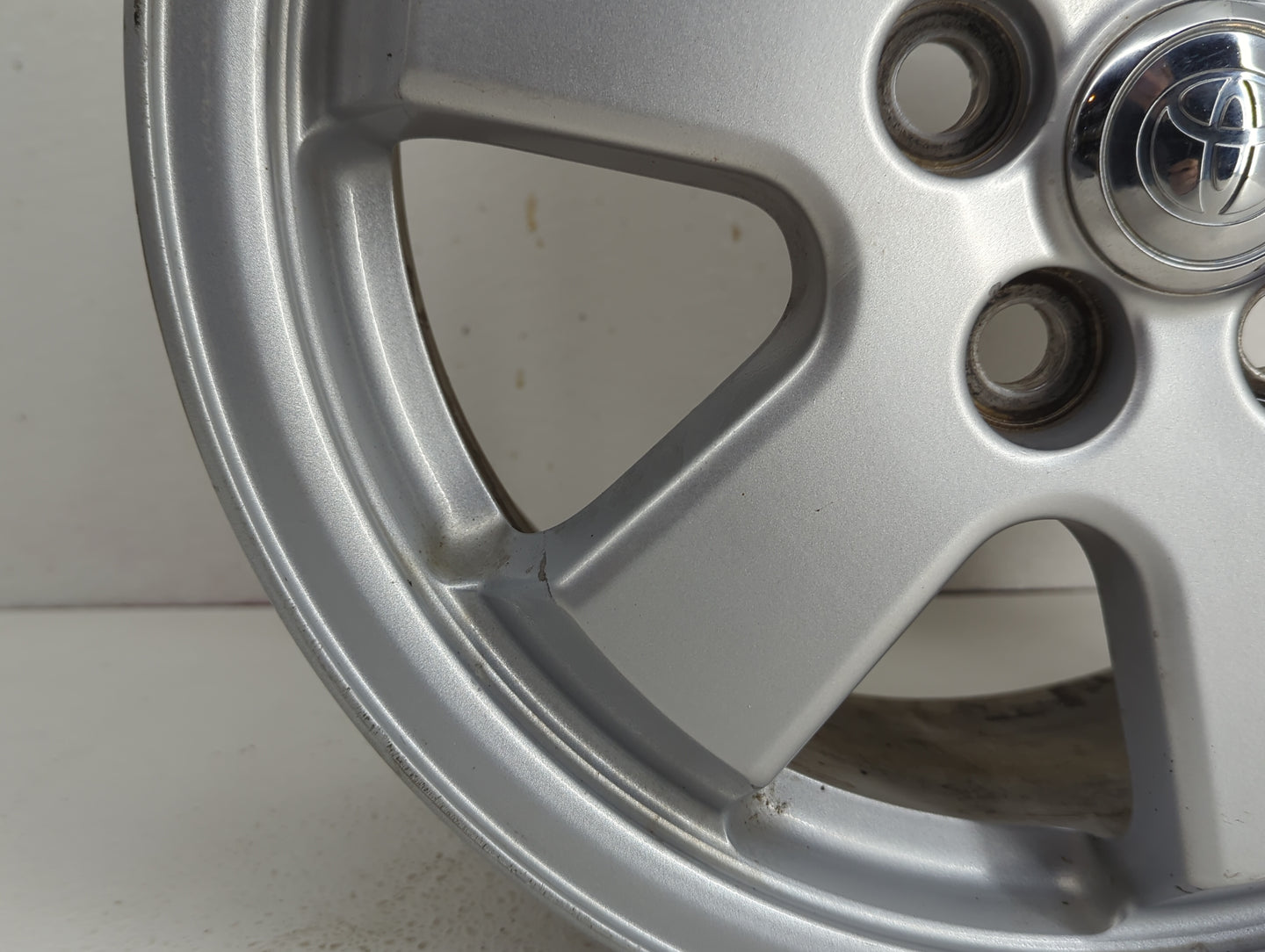 Toyota Prius Prius Oem Wheel Rim 811325 - Oemusedautoparts1.com