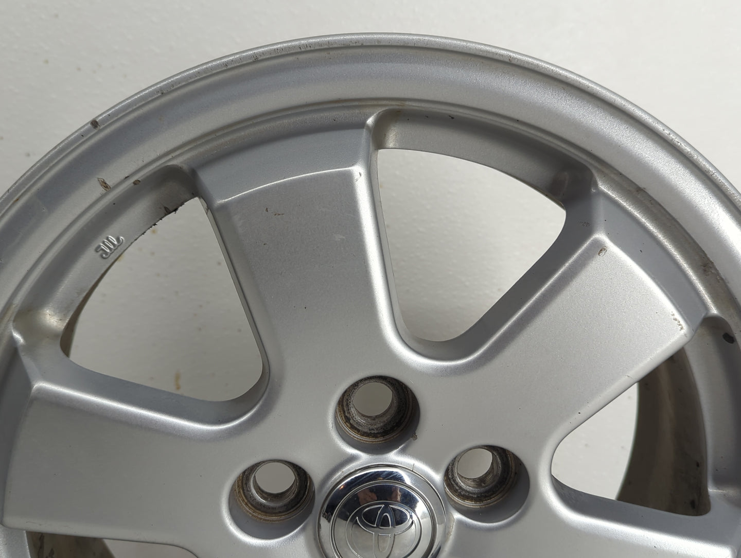 Toyota Prius Prius Oem Wheel Rim 811325 - Oemusedautoparts1.com
