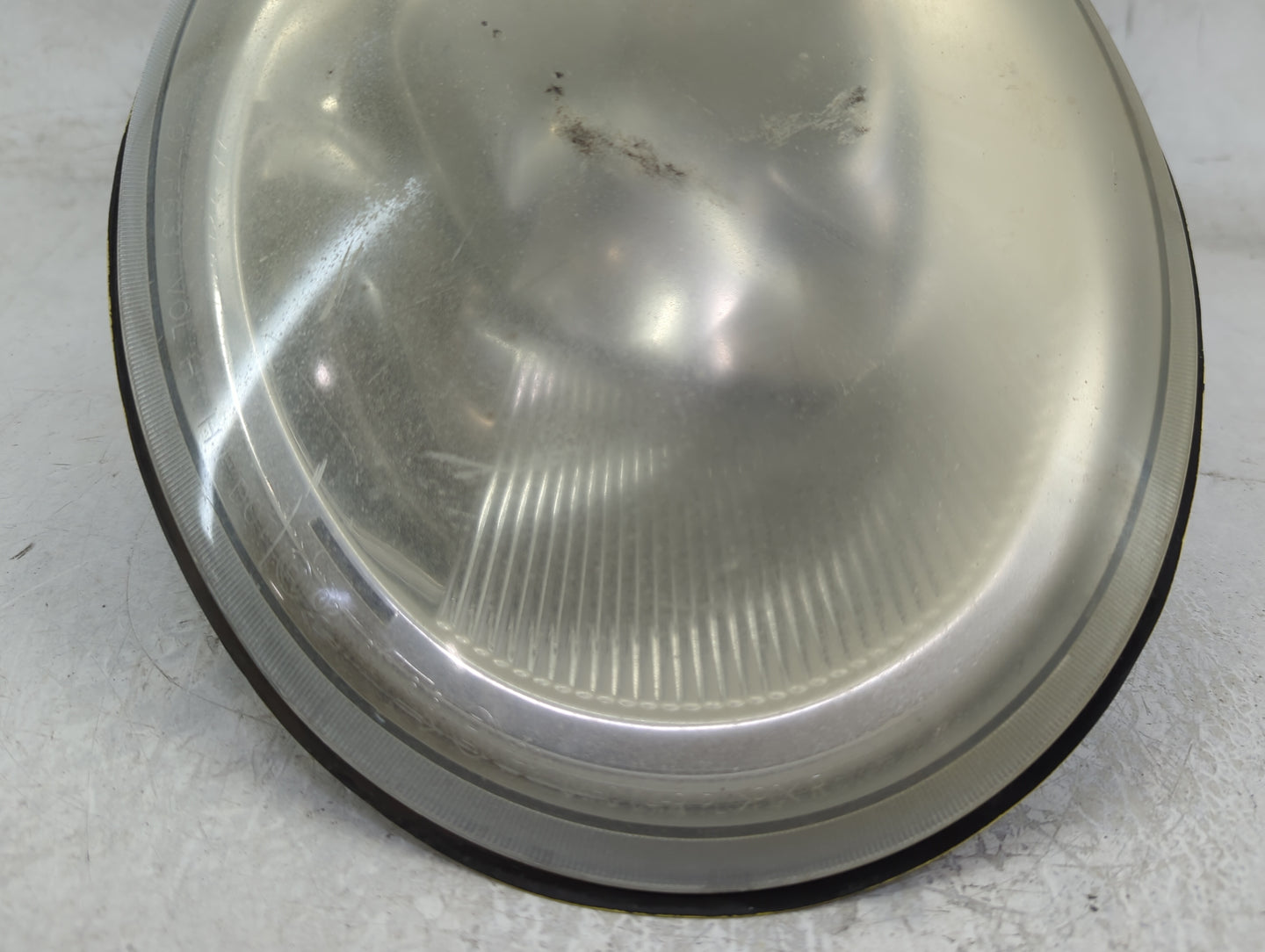 1998 Volkswagen Beetle Passenger Right Oem Head Light Headlight Lamp - Oemusedautoparts1.com