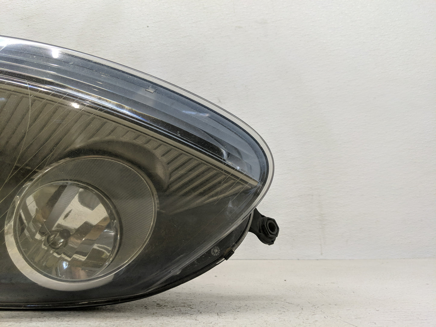 2002-2007 Volkswagen Golf Driver Left Oem Head Light Headlight Lamp - Oemusedautoparts1.com