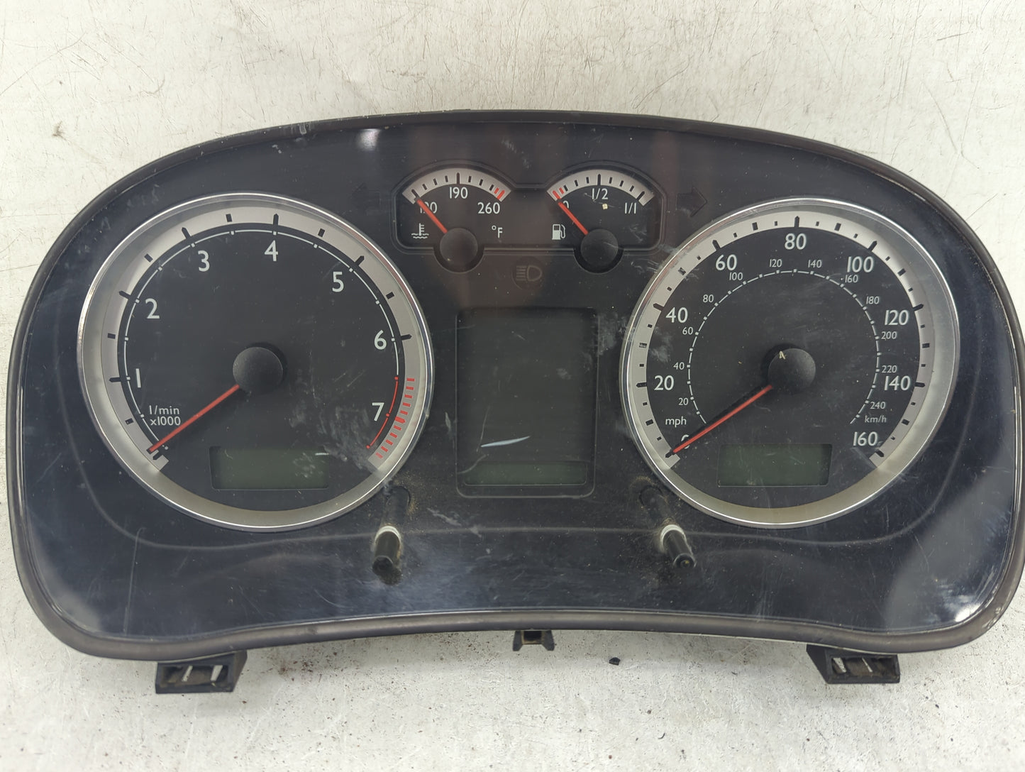 2004-2005 Volkswagen Jetta Instrument Cluster Speedometer Gauges P/N:V004-805031787 1J5920956K Fits Fits 2004 2005 OEM Used 