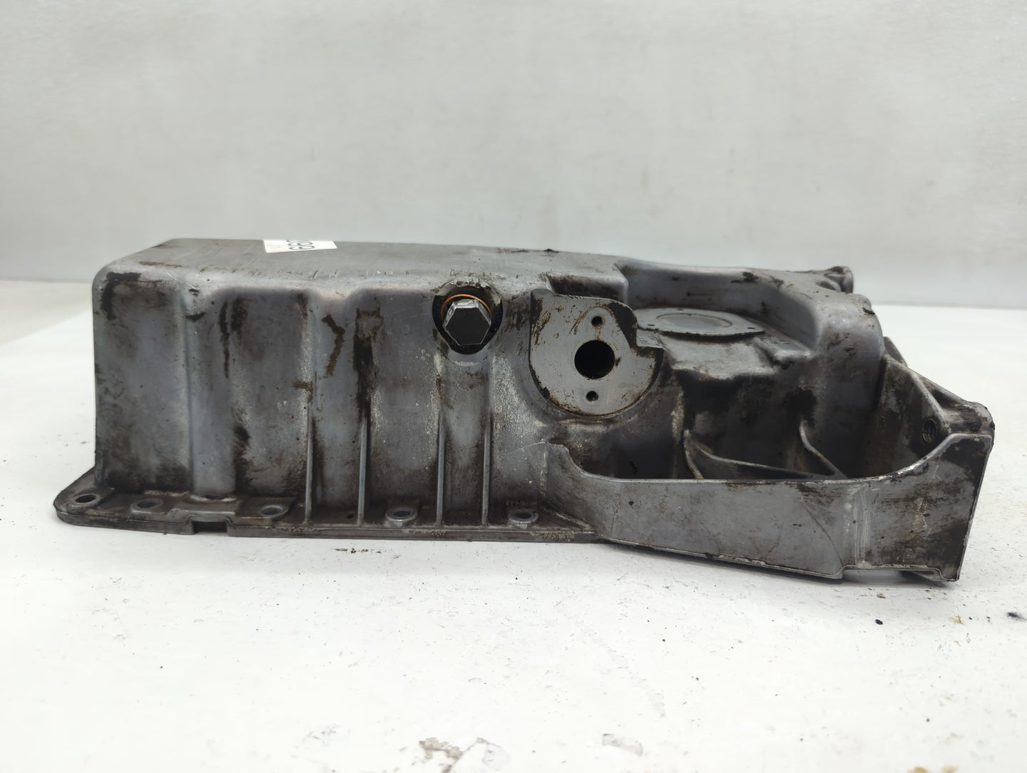 2005 Volkswagen Jetta Throttle Body P/N:038 103 Fits OEM Used Auto Parts - Oemusedautoparts1.com