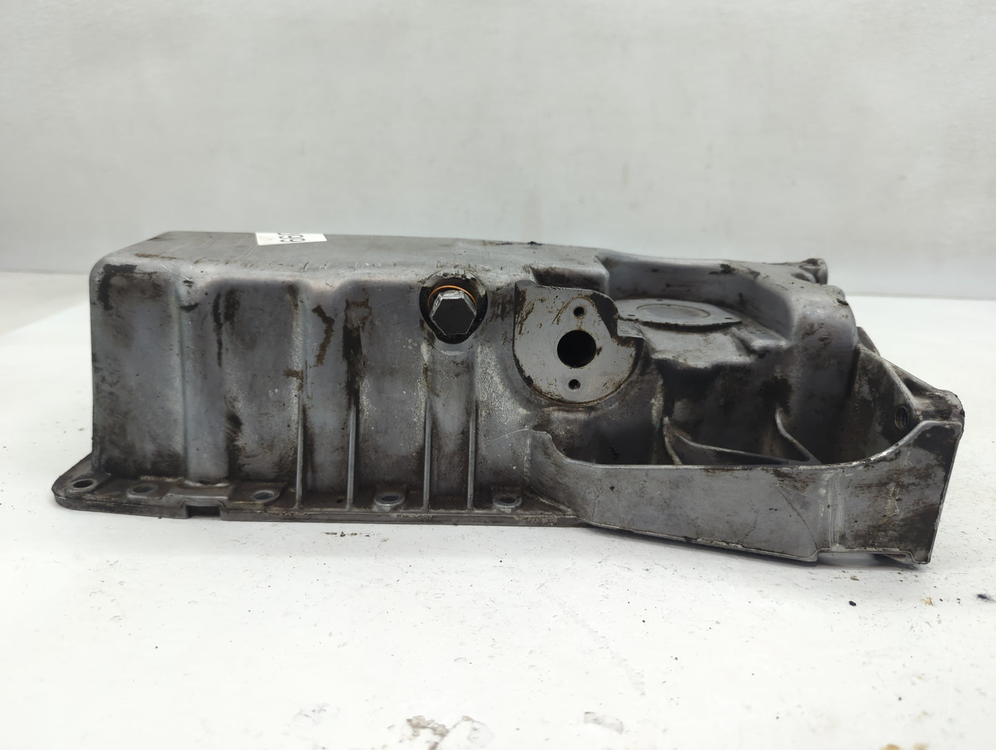 2005 Volkswagen Jetta Throttle Body P/N:038 103 Fits OEM Used Auto Parts - Oemusedautoparts1.com