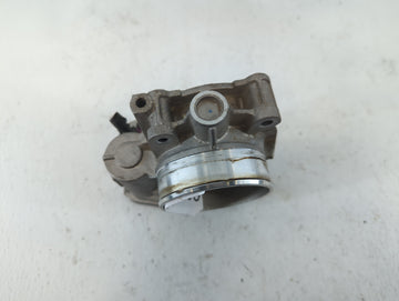 2005-2006 Volkswagen Jetta Throttle Body P/N:994AA6659C Fits Fits 2005 2006 OEM Used Auto Parts