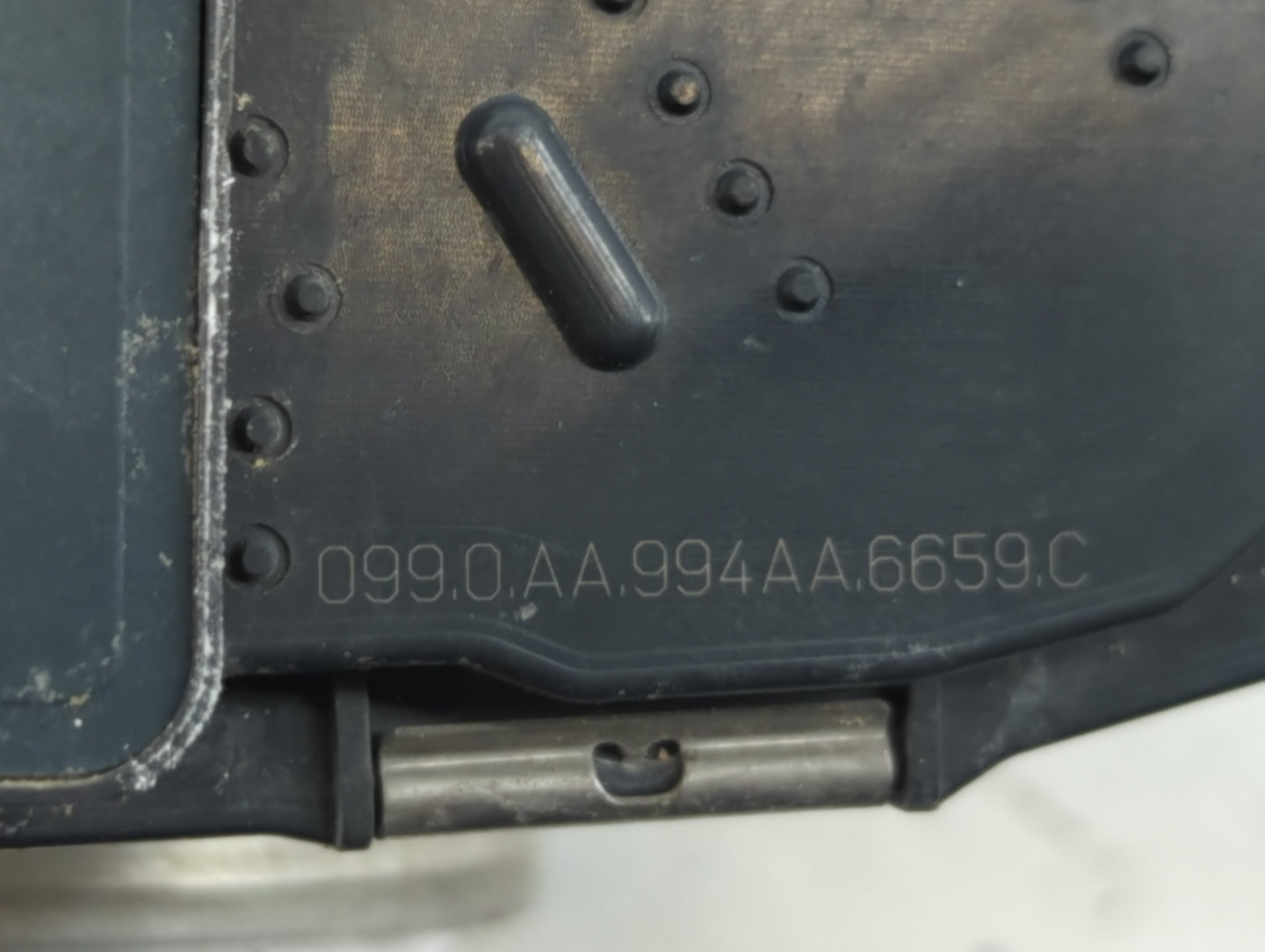 2005-2006 Volkswagen Jetta Throttle Body P/N:994AA6659C Fits Fits 2005 2006 OEM Used Auto Parts - Oemusedautoparts1.com