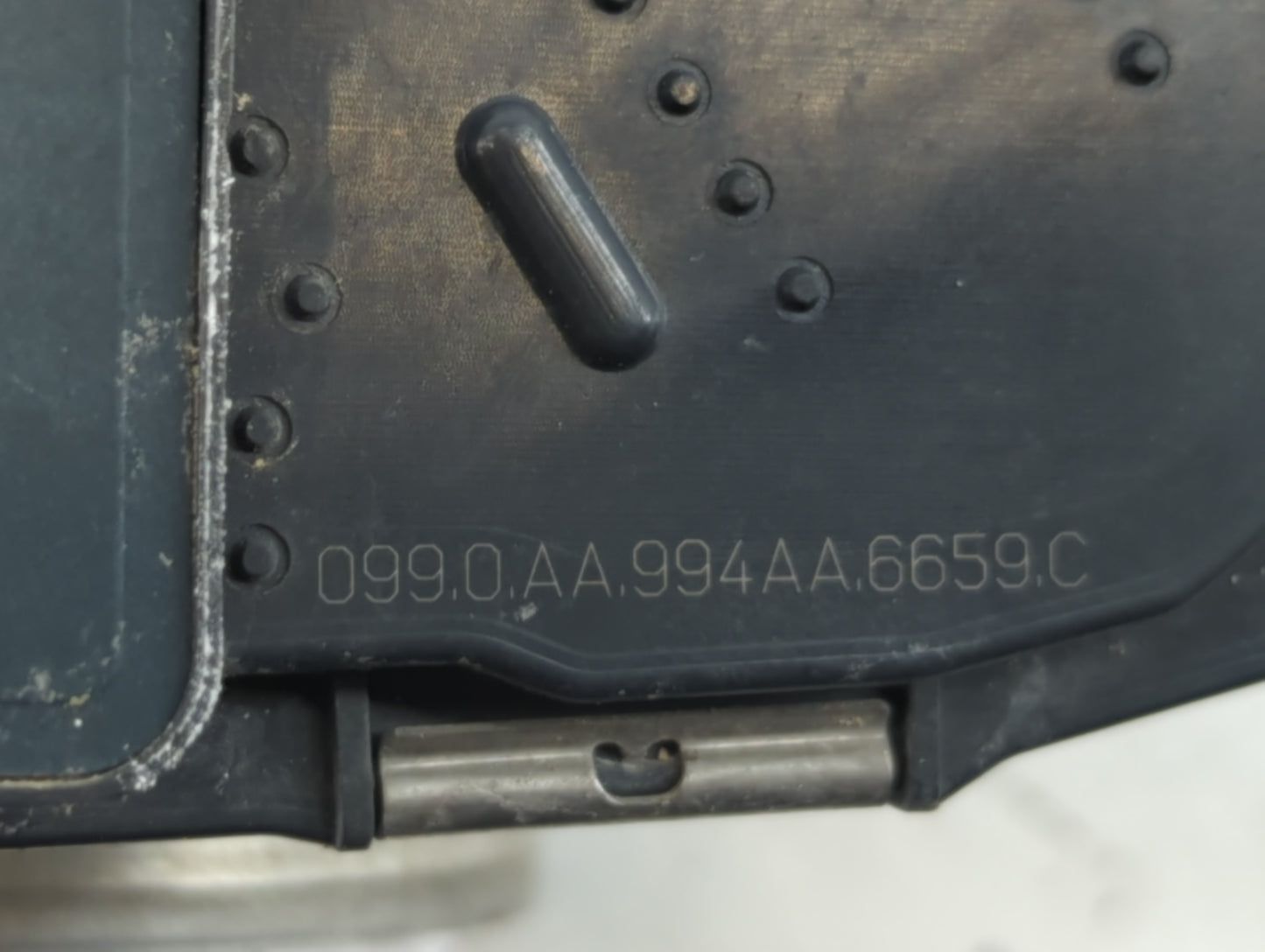 2005-2006 Volkswagen Jetta Throttle Body P/N:994AA6659C Fits Fits 2005 2006 OEM Used Auto Parts - Oemusedautoparts1.com