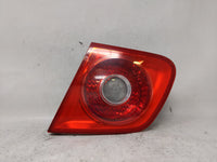 2005-2007 Volkswagen Jetta Tail Light Assembly Passenger Right OEM P/N:224 892 Fits Fits 2005 2006 2007 OEM Used Auto Parts 