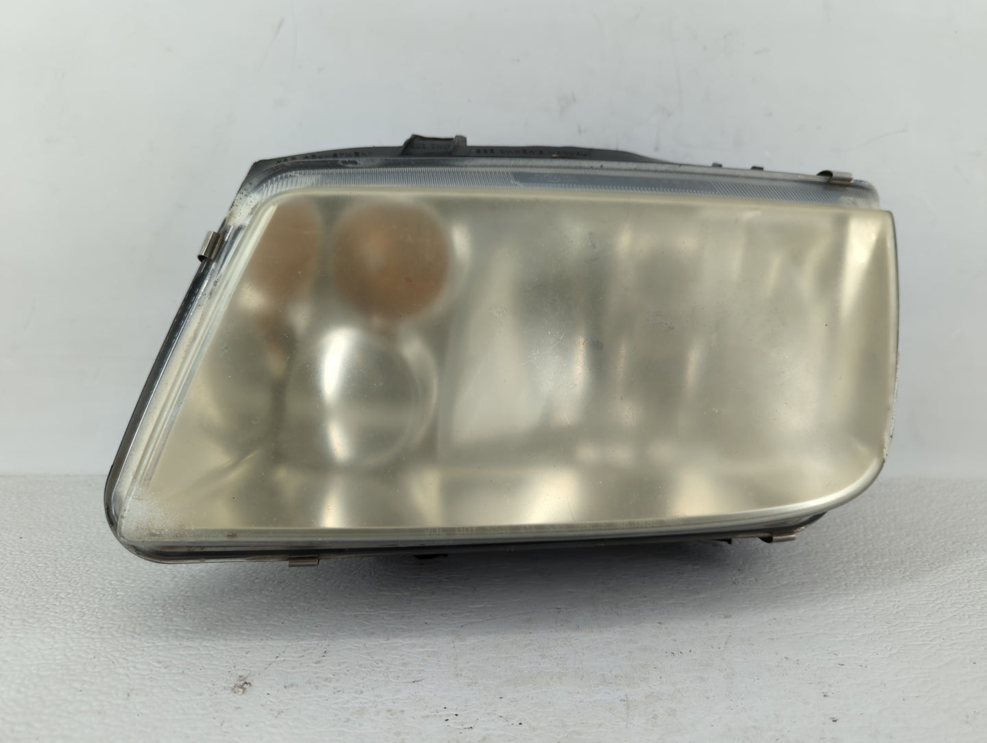 2002-2006 Volkswagen Jetta Driver Left Oem Head Light Headlight Lamp - Oemusedautoparts1.com