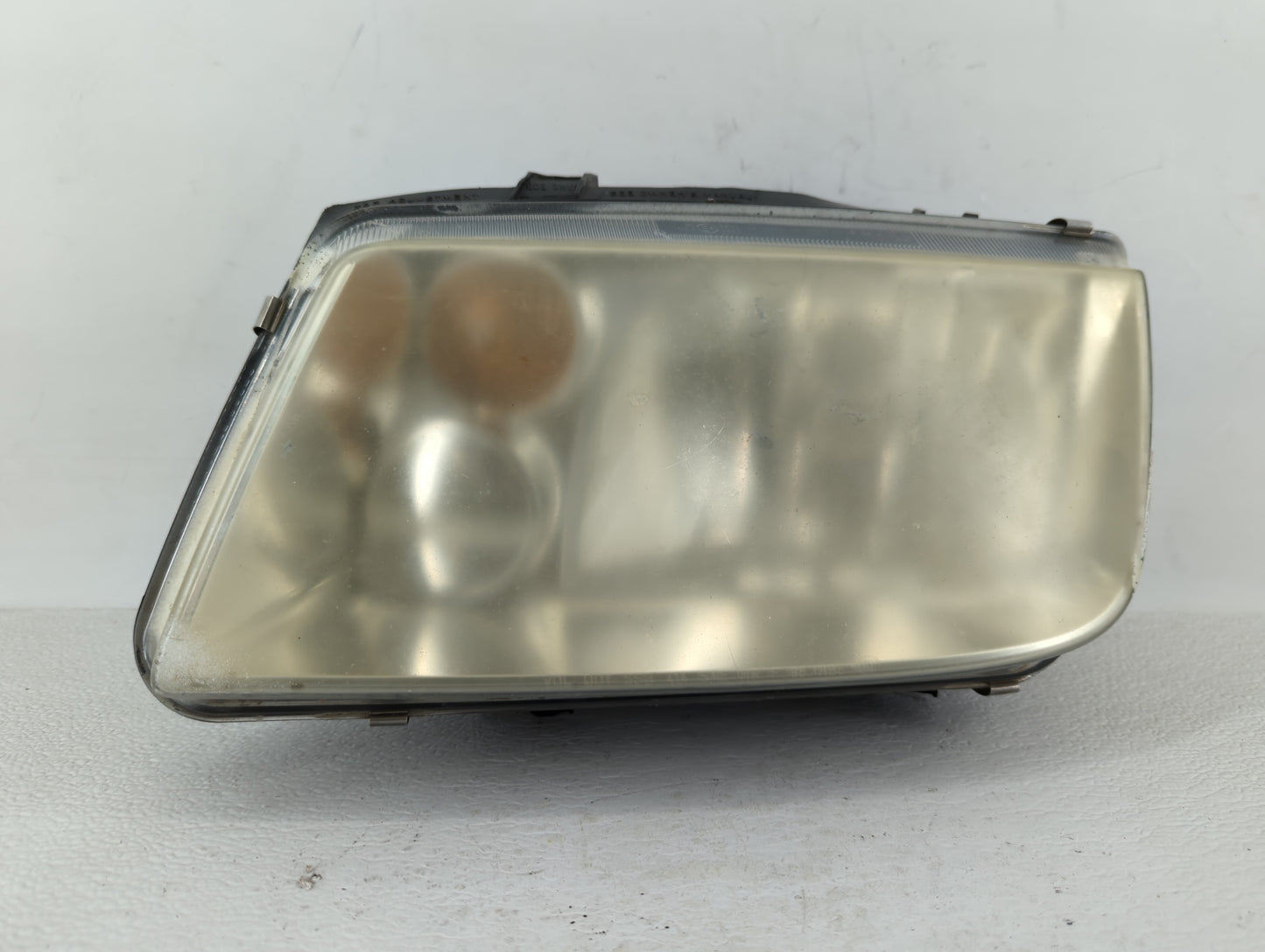 2002-2006 Volkswagen Jetta Driver Left Oem Head Light Headlight Lamp - Oemusedautoparts1.com