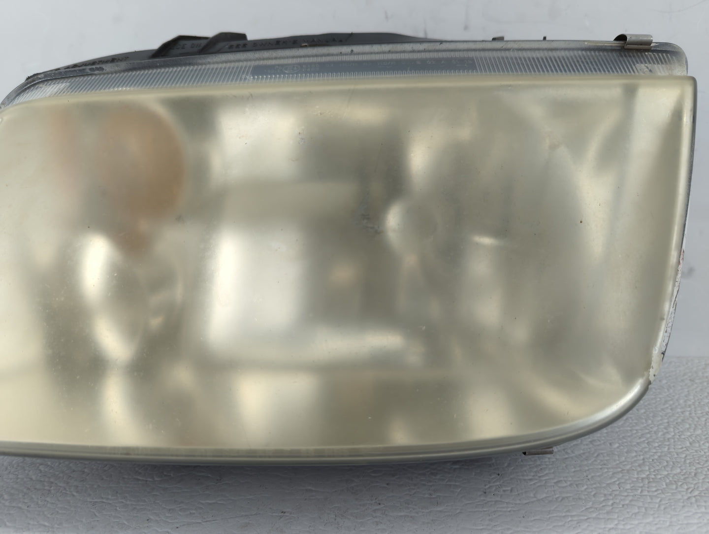2002-2006 Volkswagen Jetta Driver Left Oem Head Light Headlight Lamp - Oemusedautoparts1.com