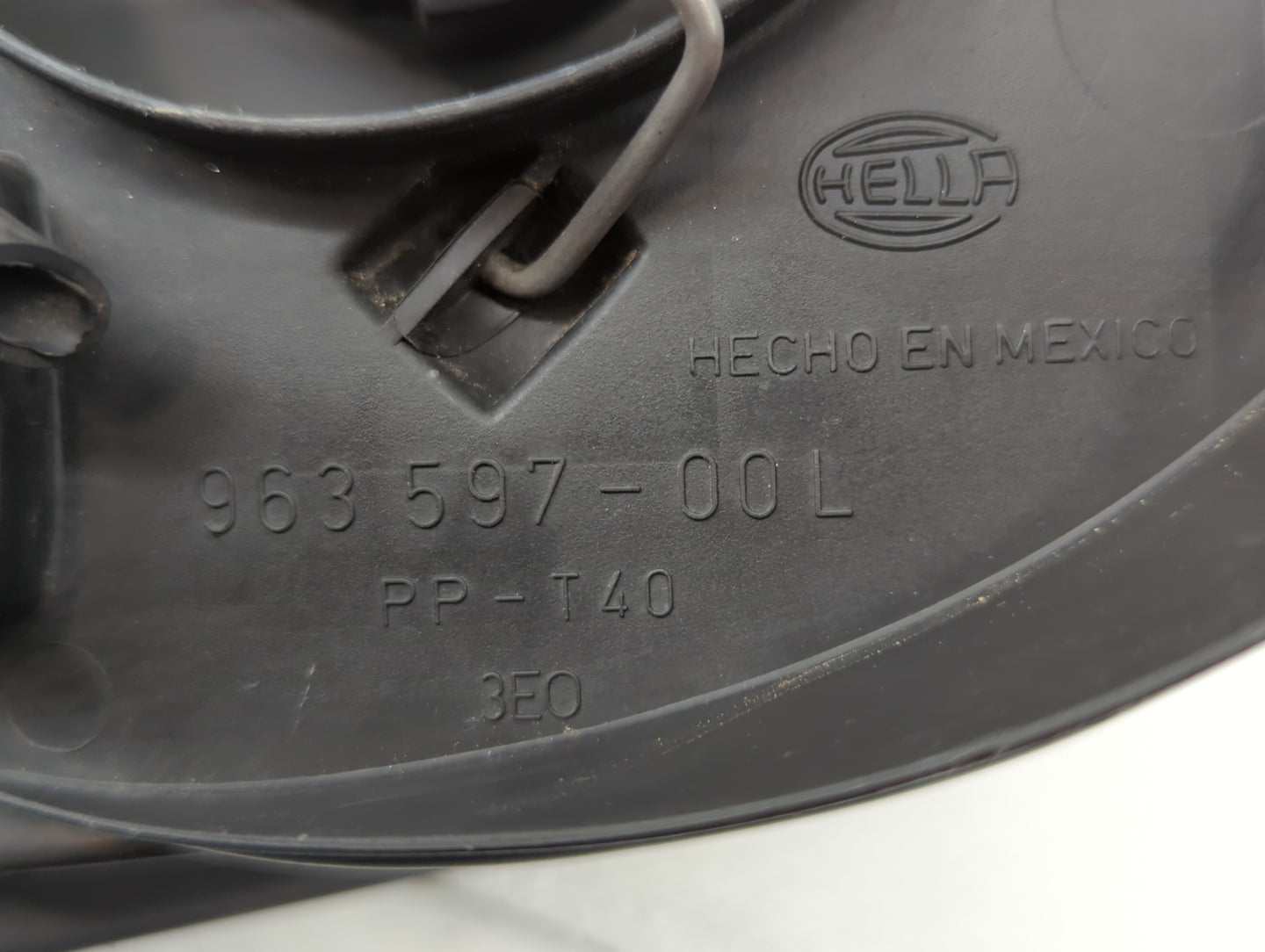 2002-2006 Volkswagen Jetta Driver Left Oem Head Light Headlight Lamp - Oemusedautoparts1.com