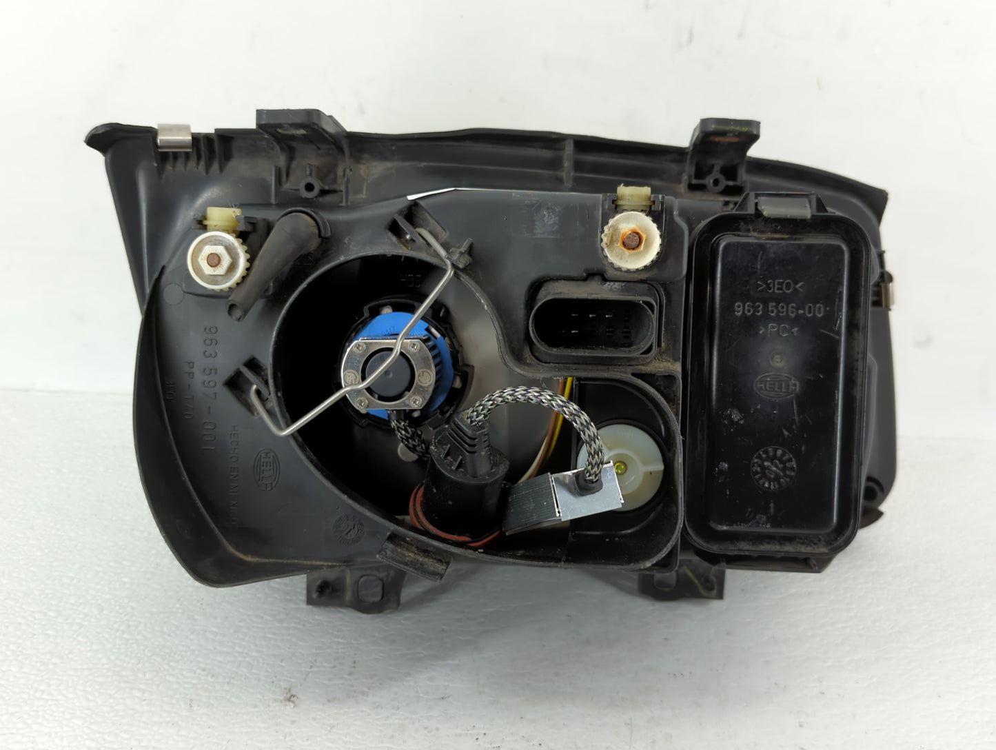 2002-2006 Volkswagen Jetta Driver Left Oem Head Light Headlight Lamp - Oemusedautoparts1.com