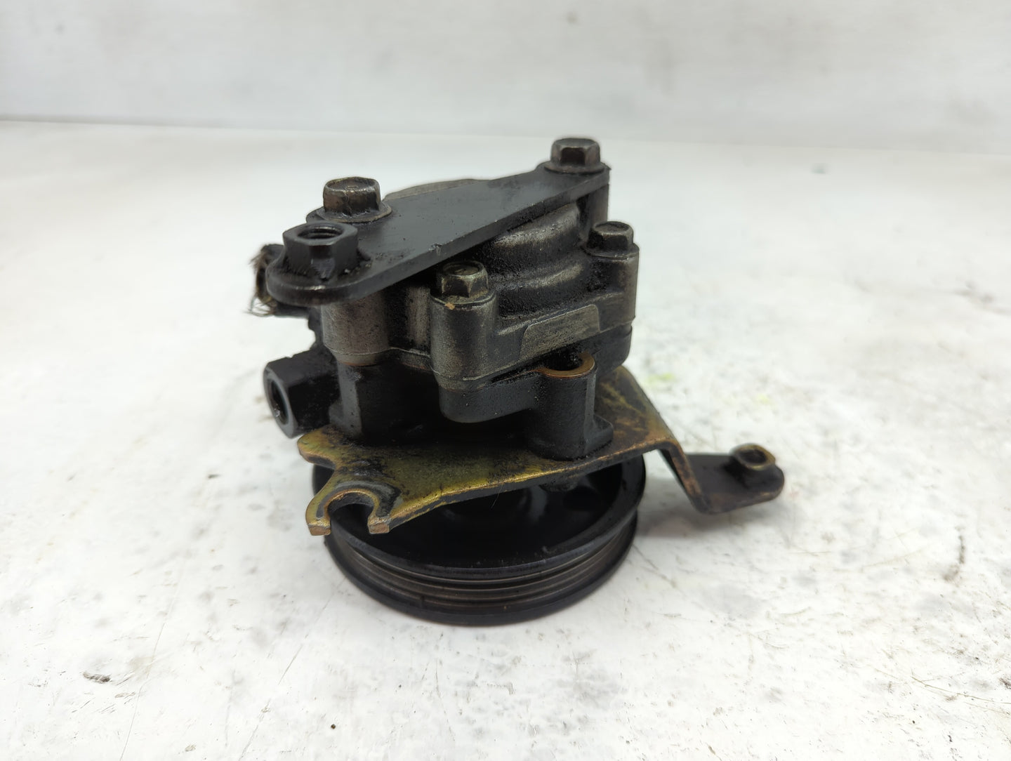 1998-2005 Volkswagen Passat Power Steering Column Pump Oem - Oemusedautoparts1.com