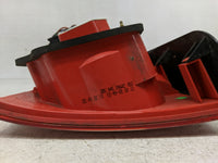 2002-2004 Volkswagen Passat Tail Light Assembly Passenger Right OEM P/N:3B5 945 096AC Fits Fits 2002 2003 2004 OEM Used Auto