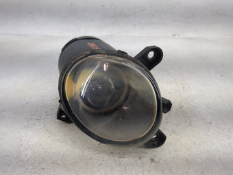 compare product 2001-2005 Volkswagen Passat Driver Left Oem Fog Light Lamp Black 1494279