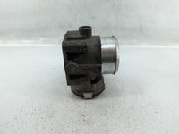 1999-2005 Volkswagen Passat Throttle Body P/N:06B 133 062 M Fits Fits 1999 2000 2001 2002 2003 2004 2005 2006 OEM Used Auto 