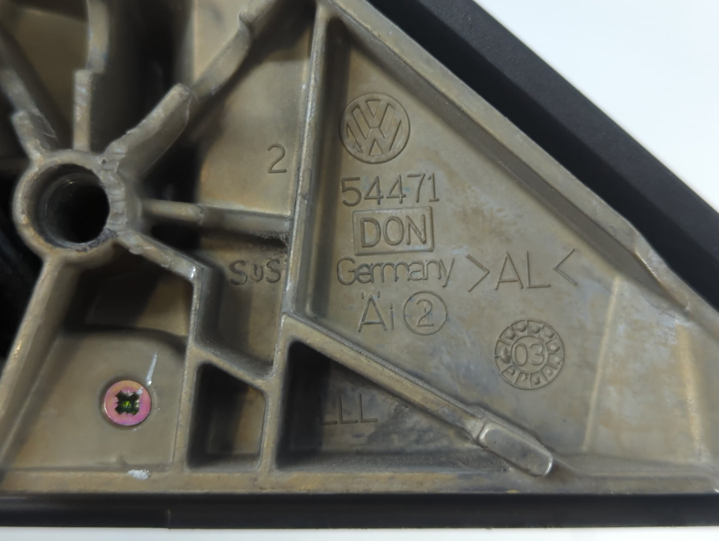 2005 Volkswagen Passat Driver Side View Mirror - Left Door Mirror OEM Used - Oemusedautoparts1.com