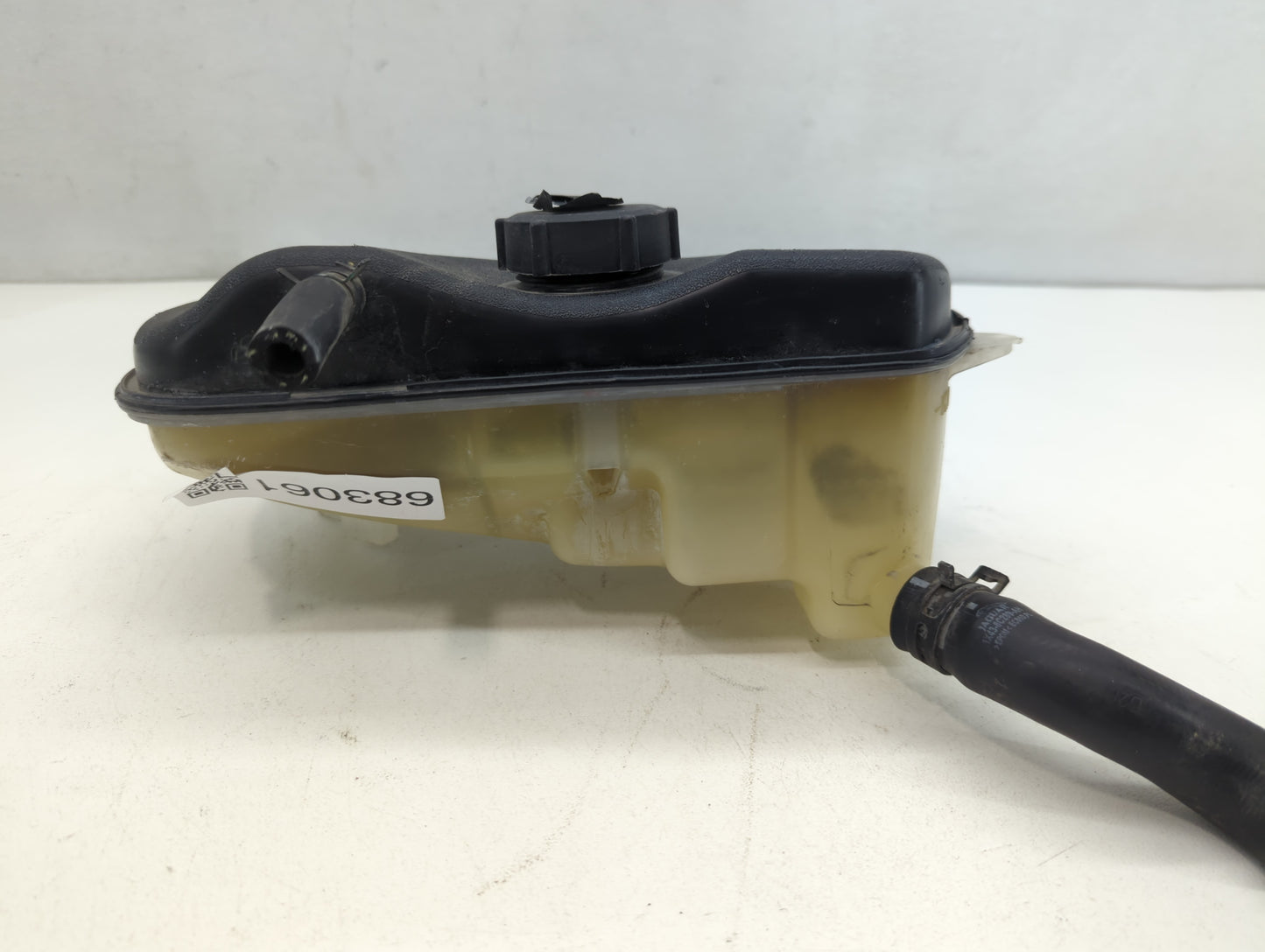 2004-2010 Volvo S40 Windshield Washer Fluid Reservoir Bottle Oem - Oemusedautoparts1.com