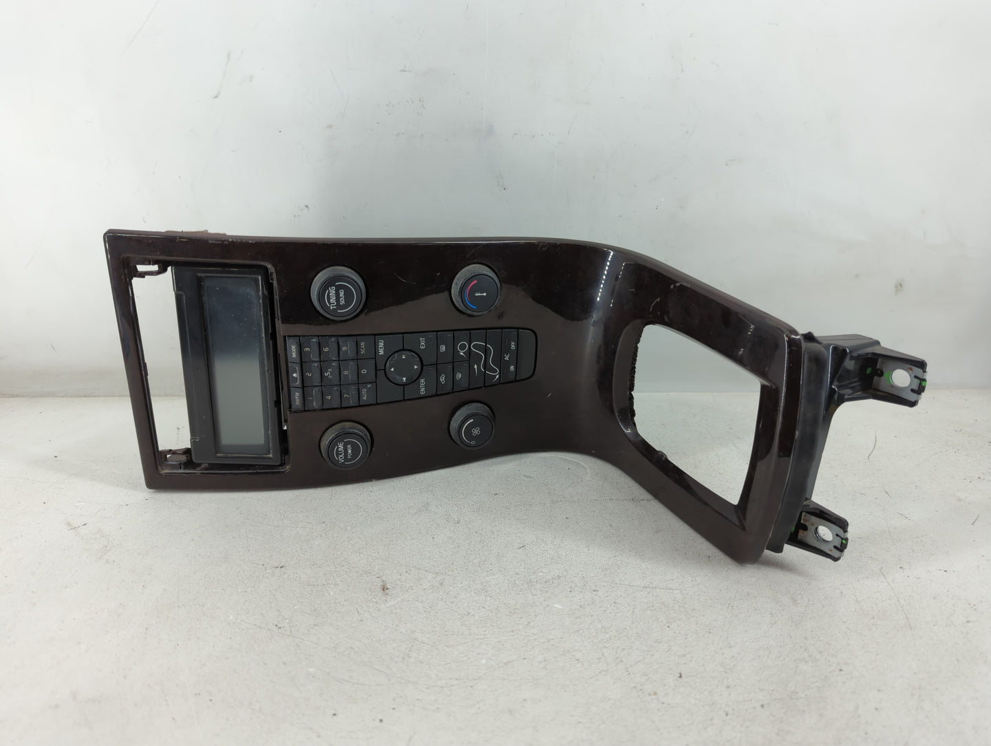2004-2006 Volvo S40 Radio Control Panel - Oemusedautoparts1.com