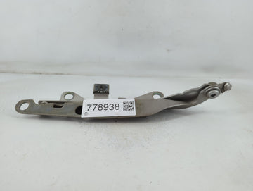 2005 Volvo S80 Driver Left Hood Hinge - Oemusedautoparts1.com