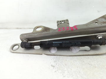 2005 Volvo S80 Driver Left Hood Hinge