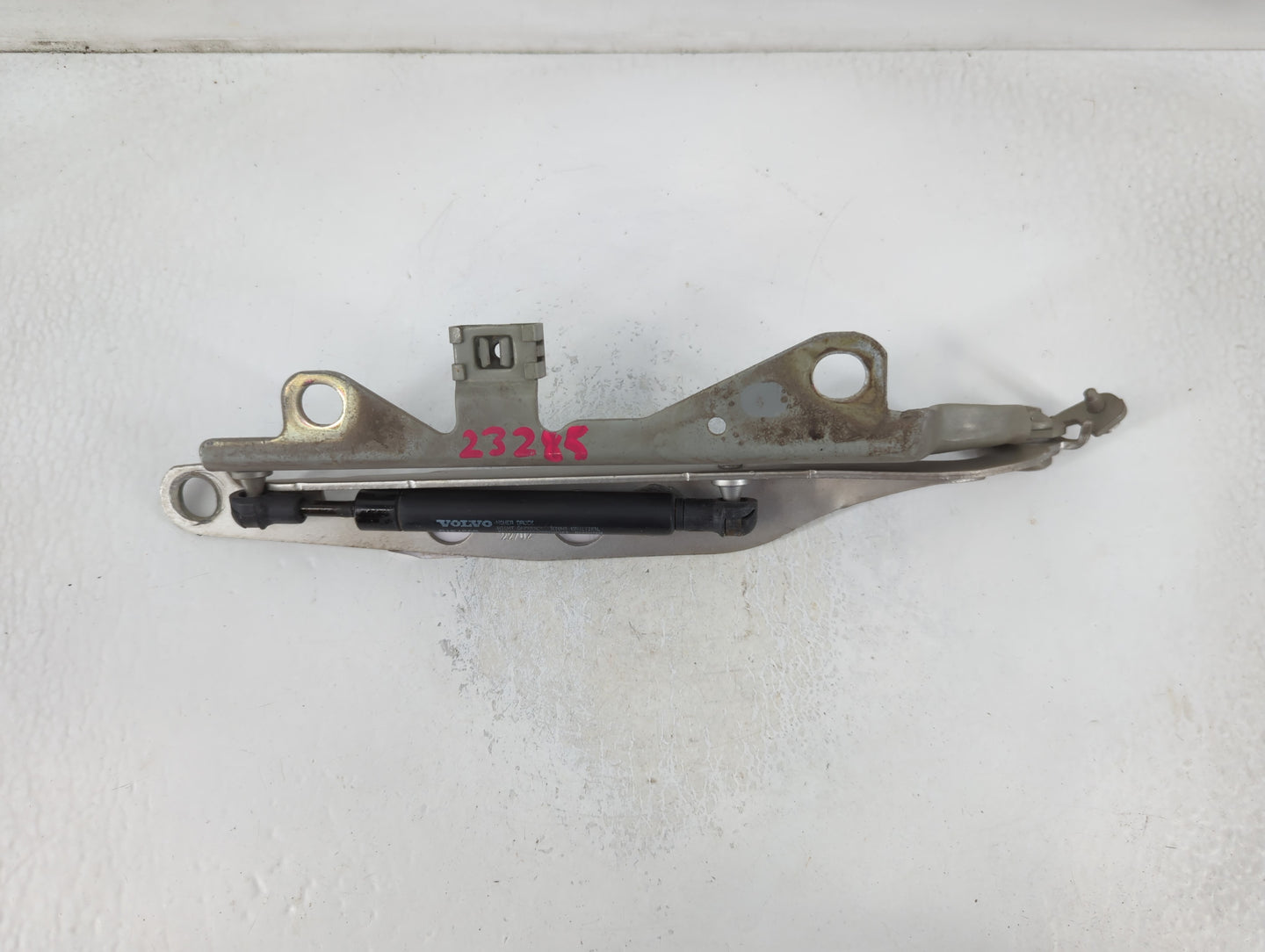 2005 Volvo S80 Driver Left Hood Hinge - Oemusedautoparts1.com