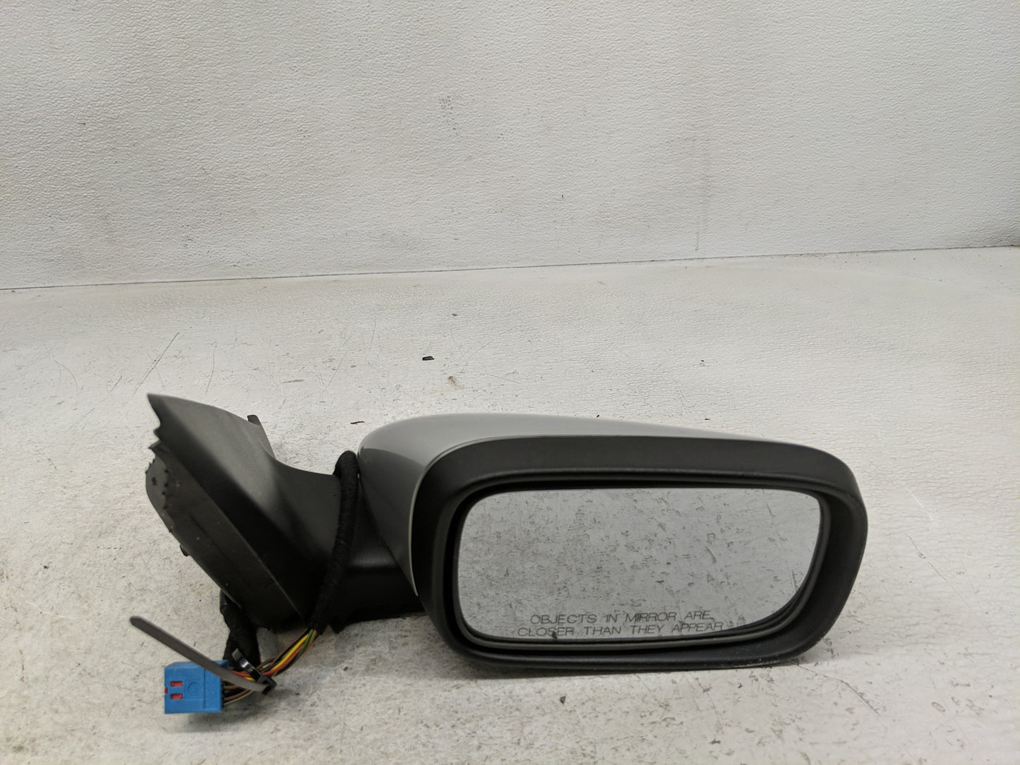 2005 Volvo V40 Passenger Side View Mirror - Right Door Mirror OEM Used - Oemusedautoparts1.com